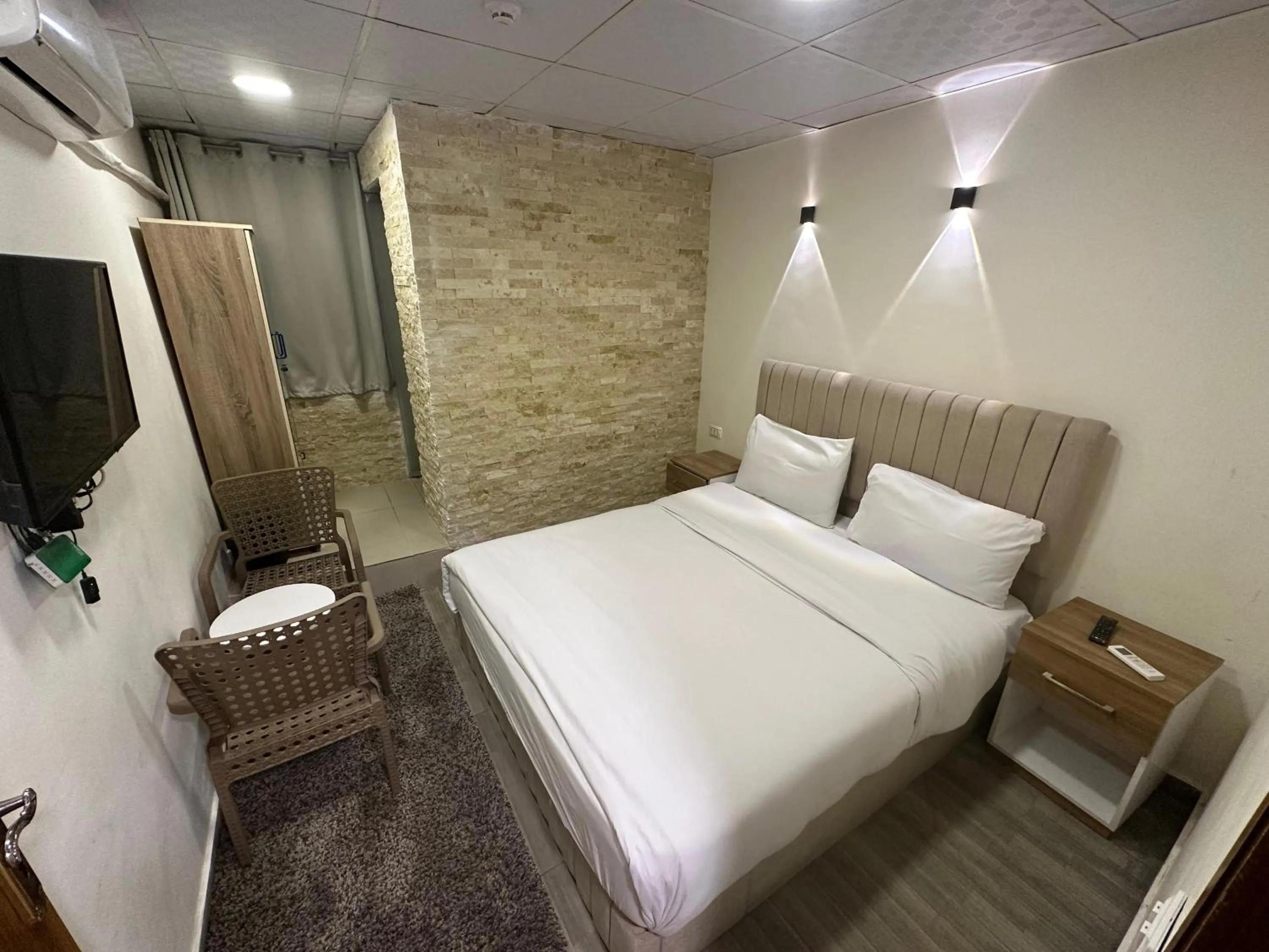 Bed in Egy Days Hotel