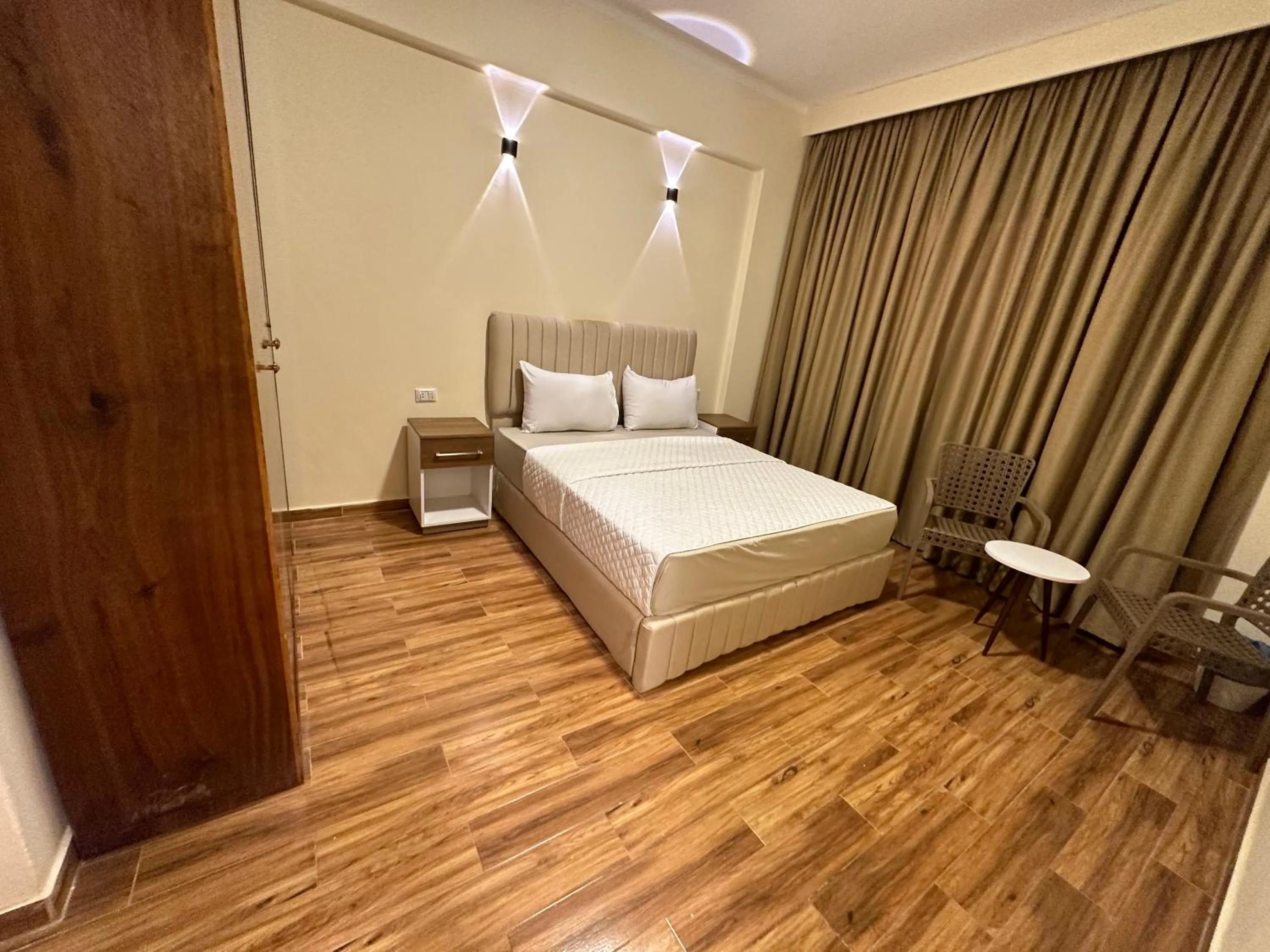 Bed in Egy Days Hotel