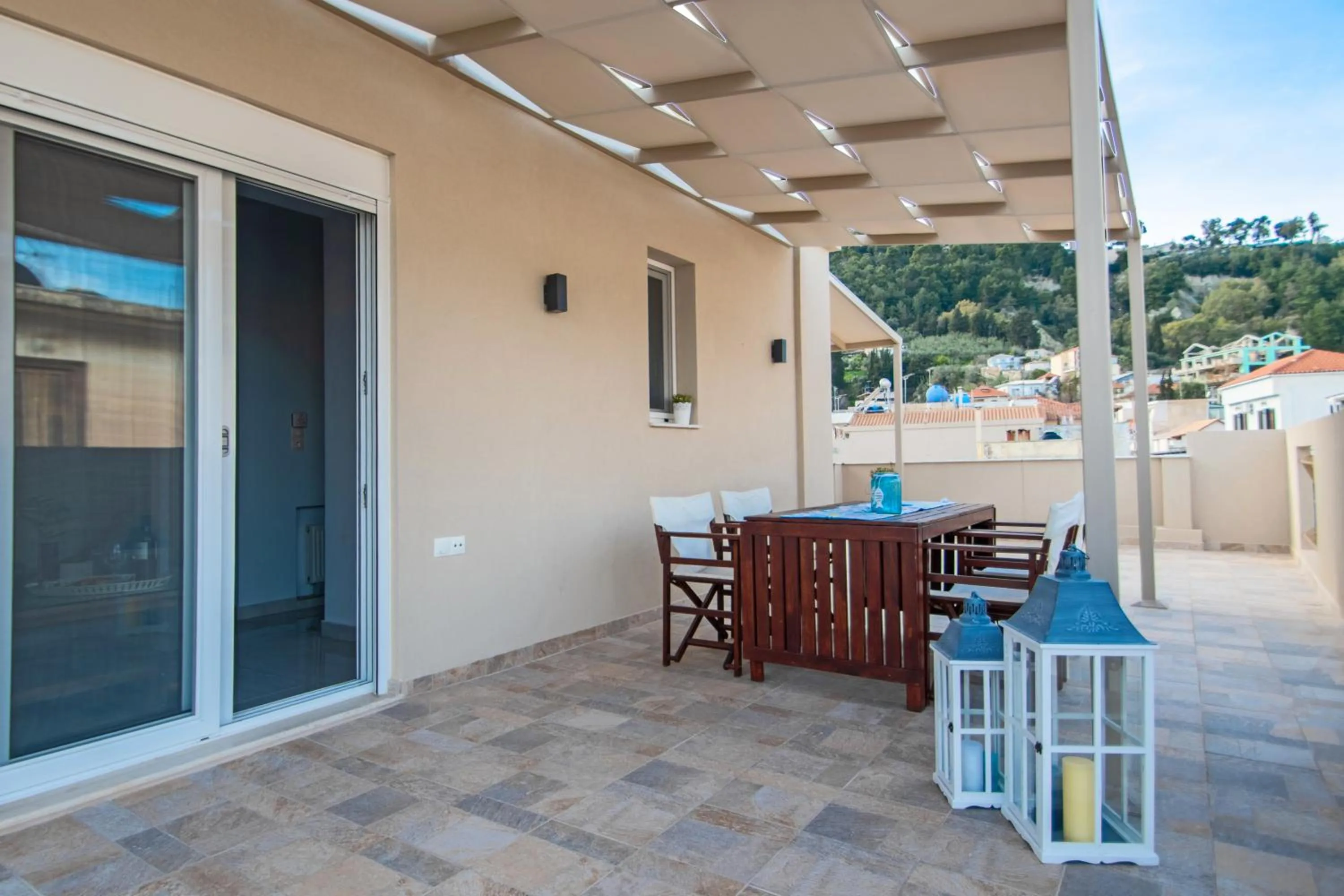 Property building in Victor Junior Suite by "elite"