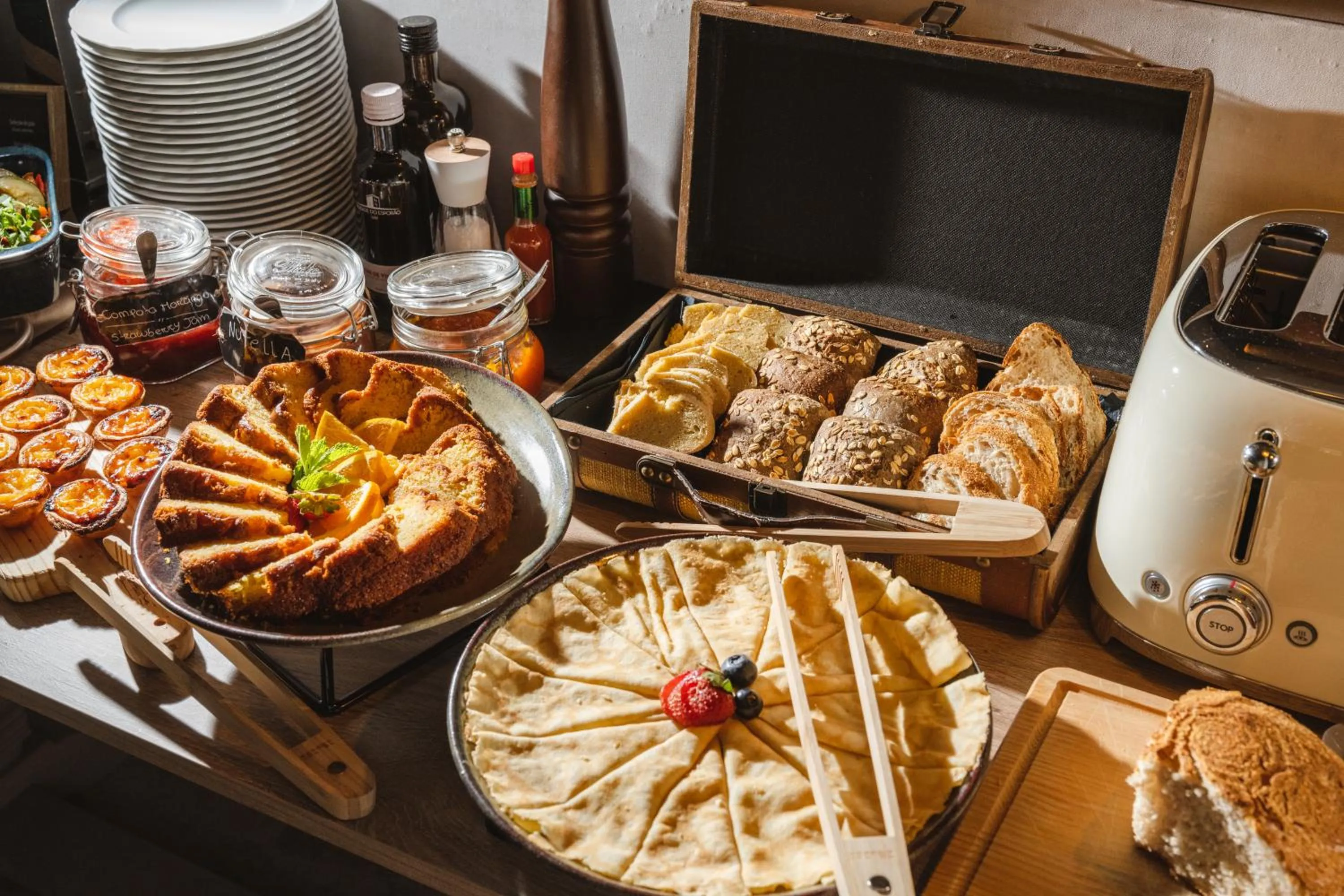 Breakfast in Pousada Alfama
