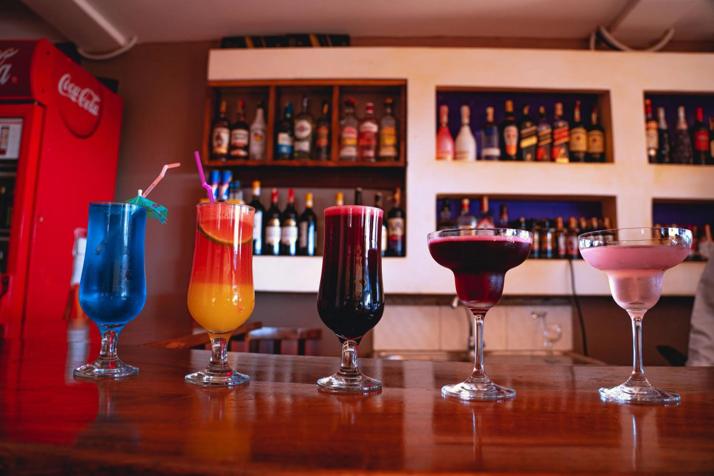 Restaurant/places to eat in GOLDEN QUEST HOTEL