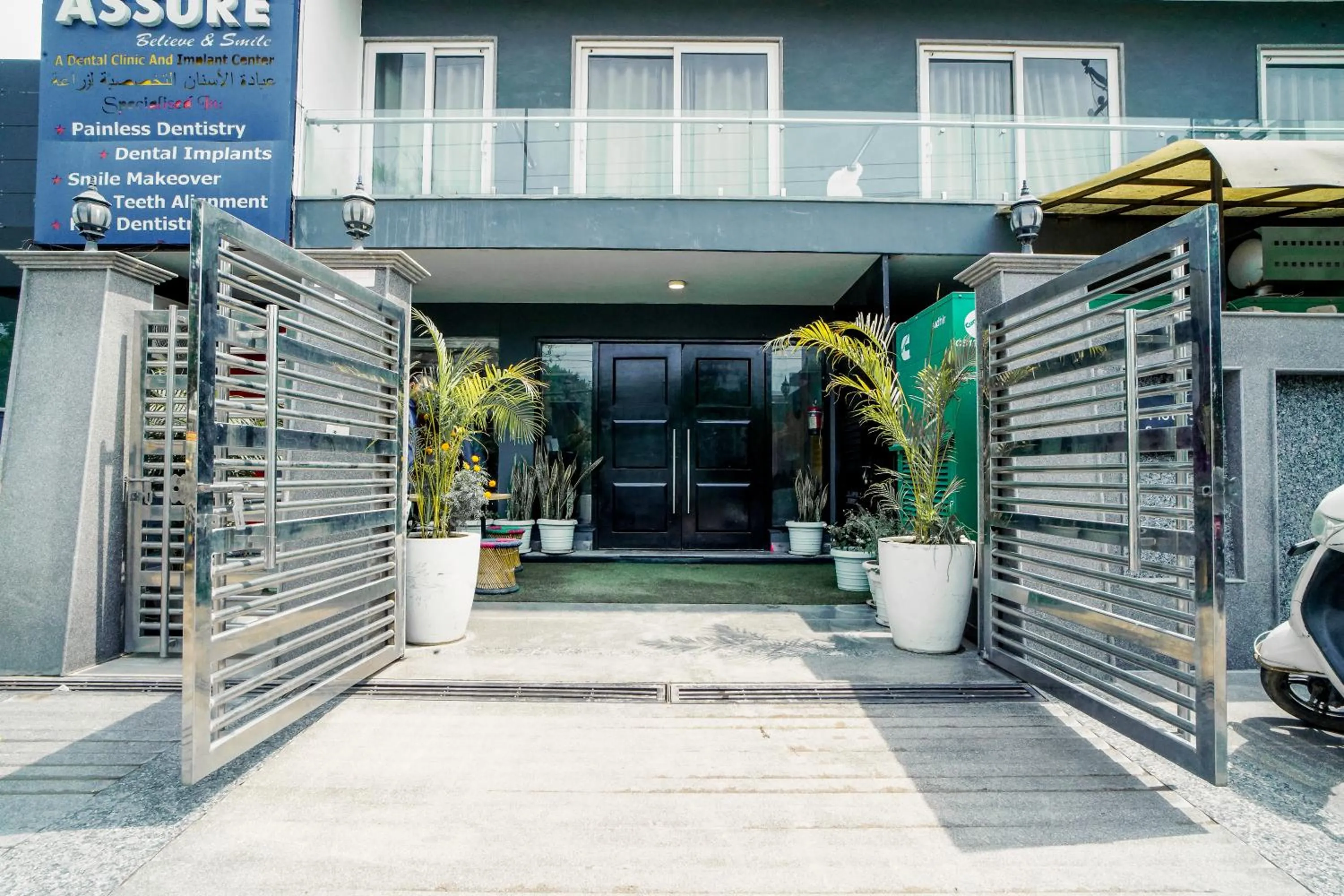 Property building in Saltstayz Express - Medicity Near Medanta Hospital