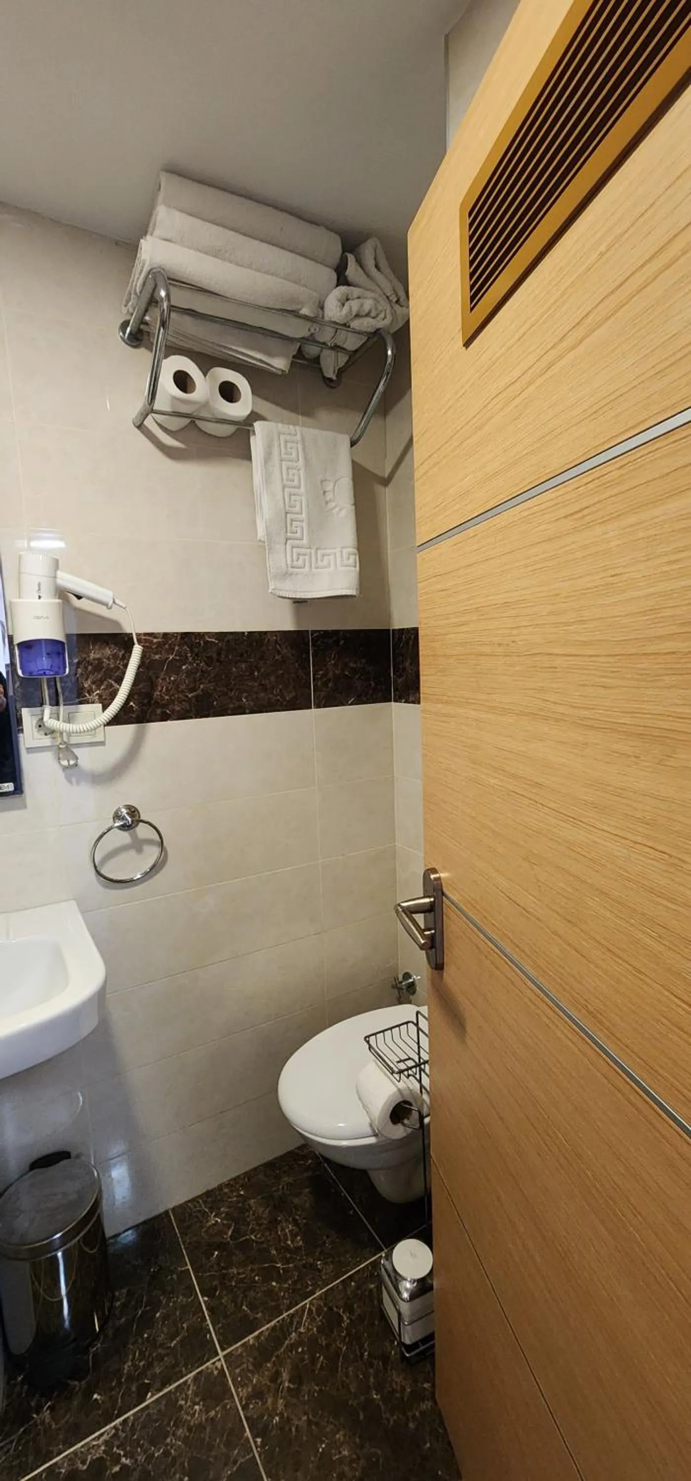 Shower in GalataportWawhotel