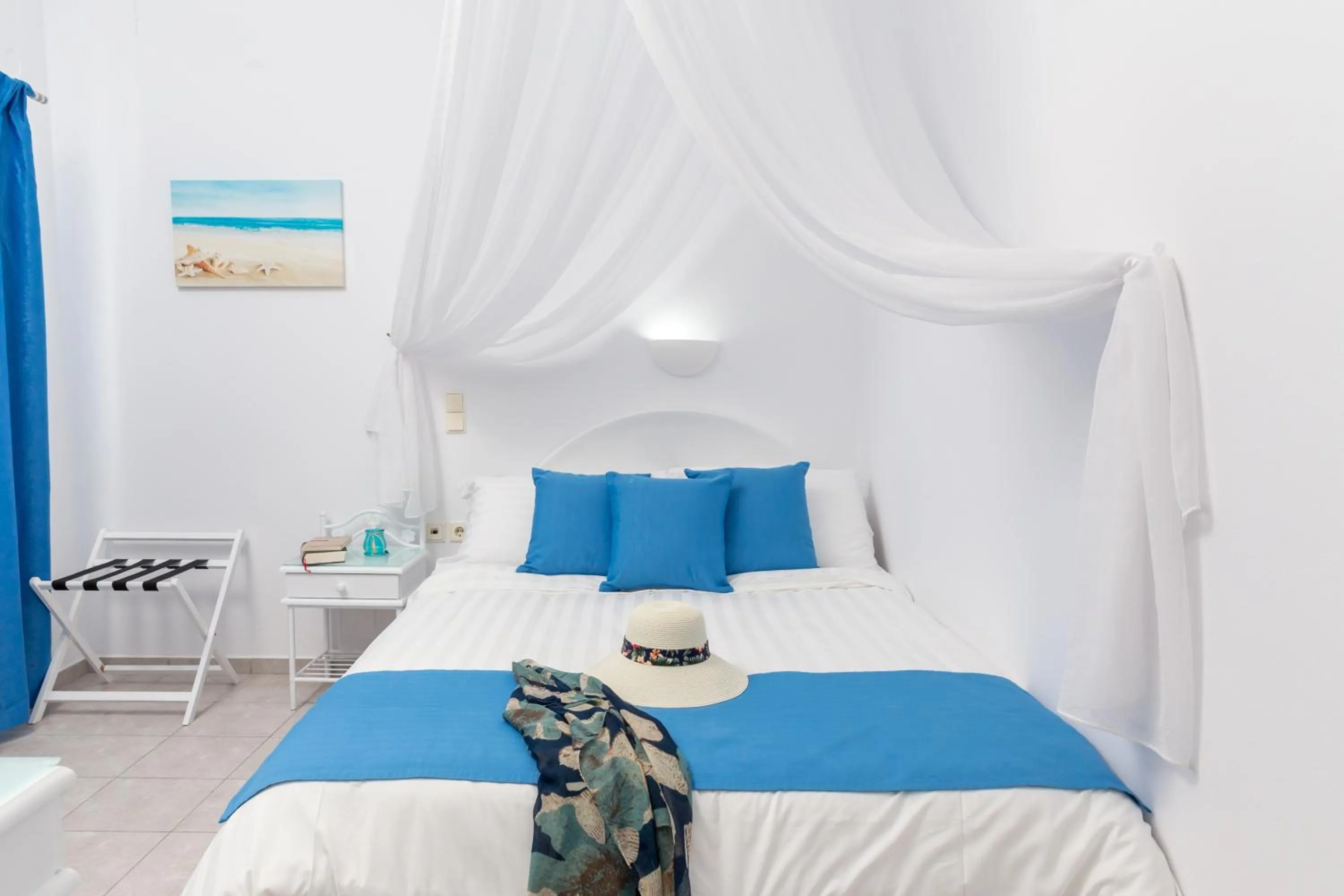 Bed in Margarita Hotel