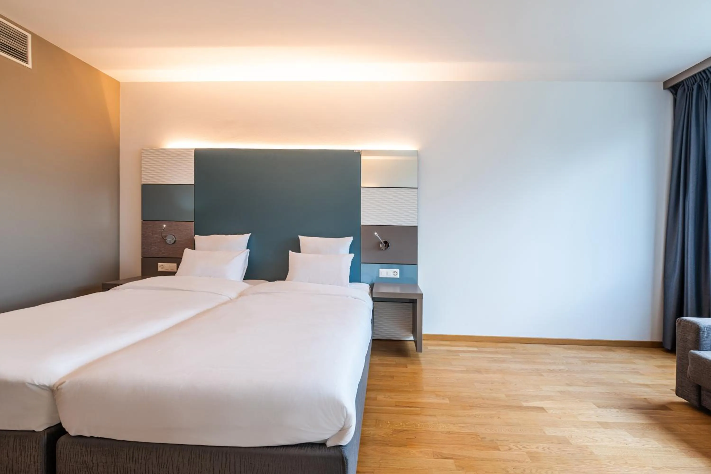 Bed in B&B HOTEL Lausanne Crissier