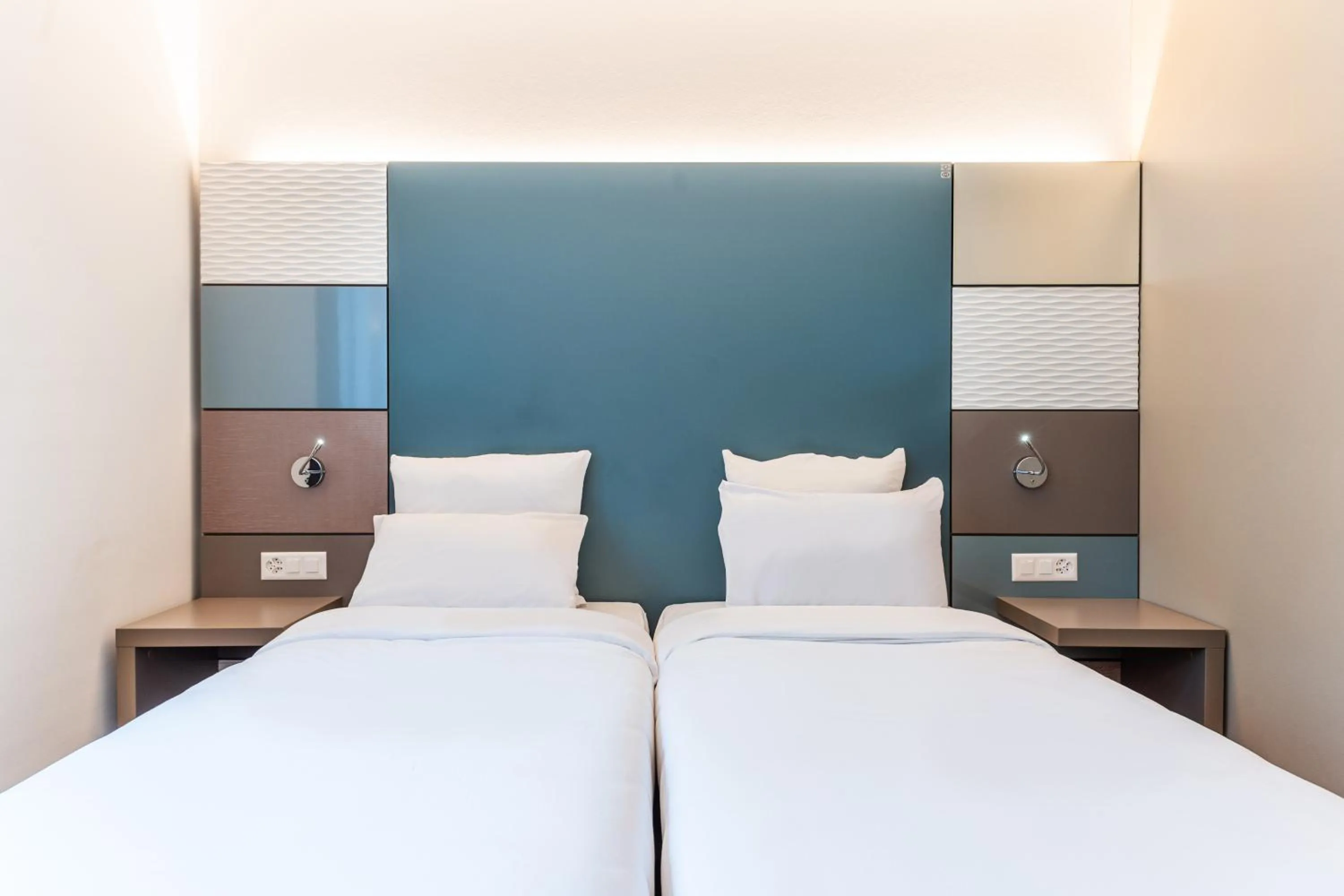 Photo of the whole room, Bed in B&B HOTEL Lausanne Crissier