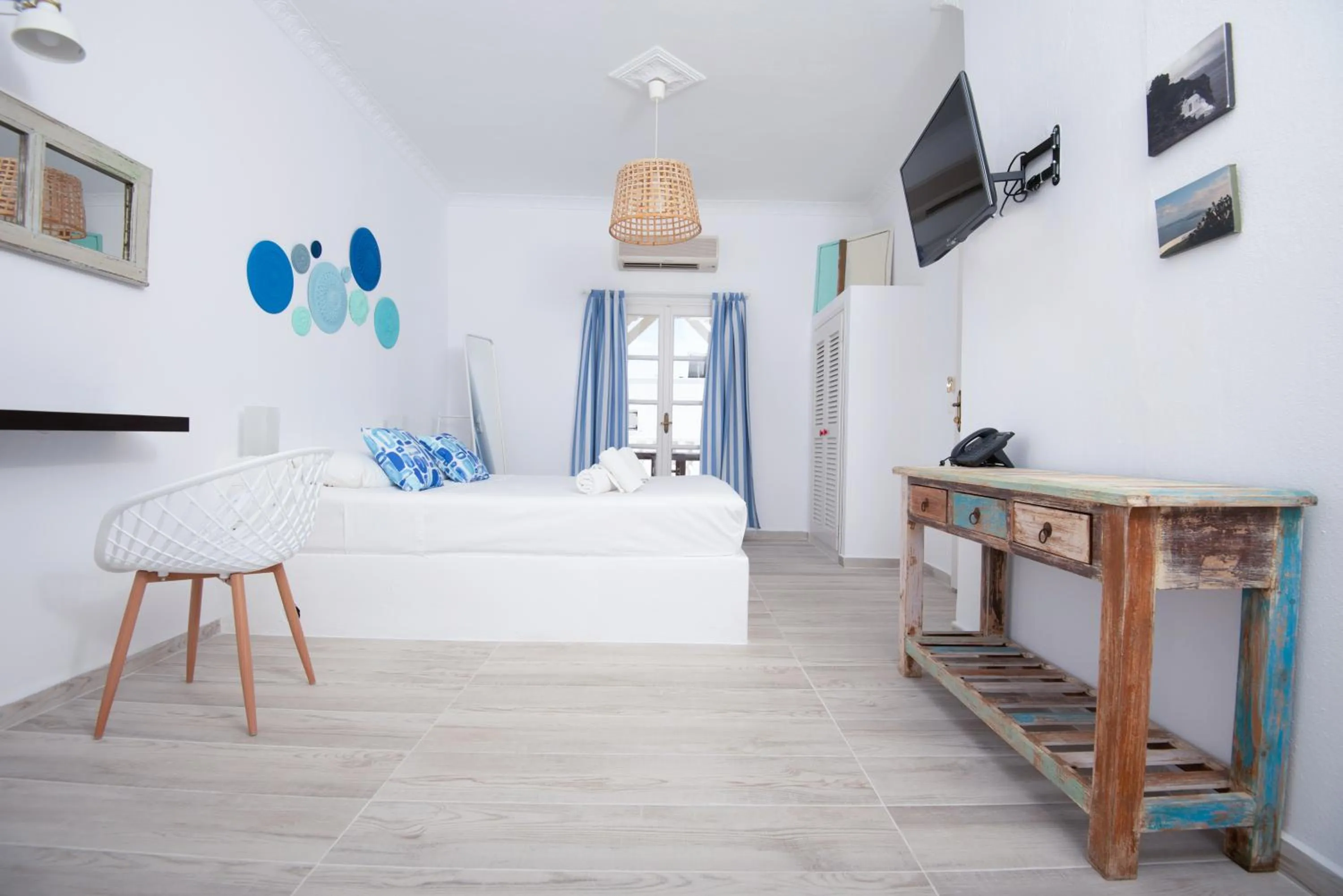 Bed in Villa Markezinis