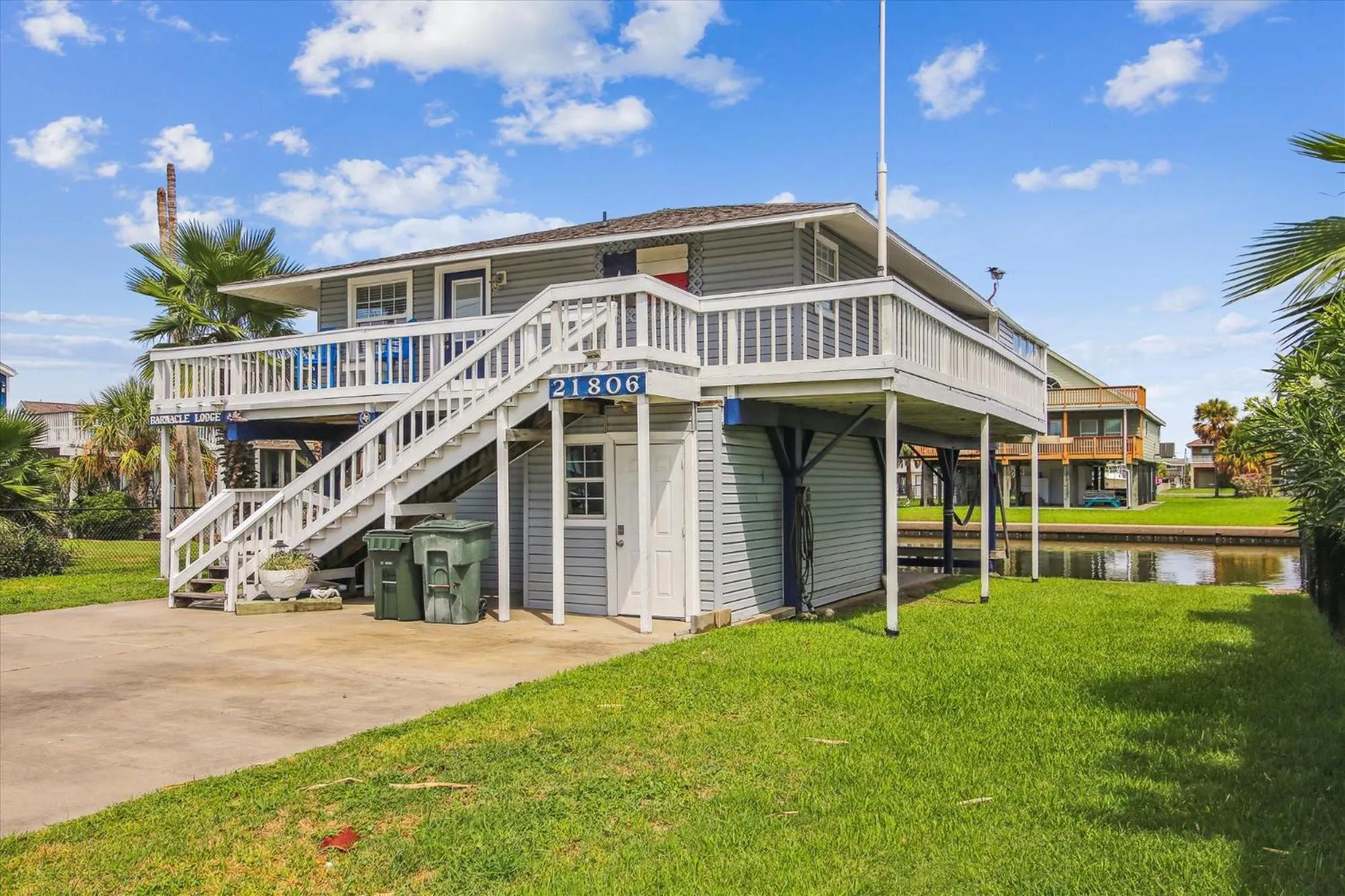 Property building in Barnacle Lodge
