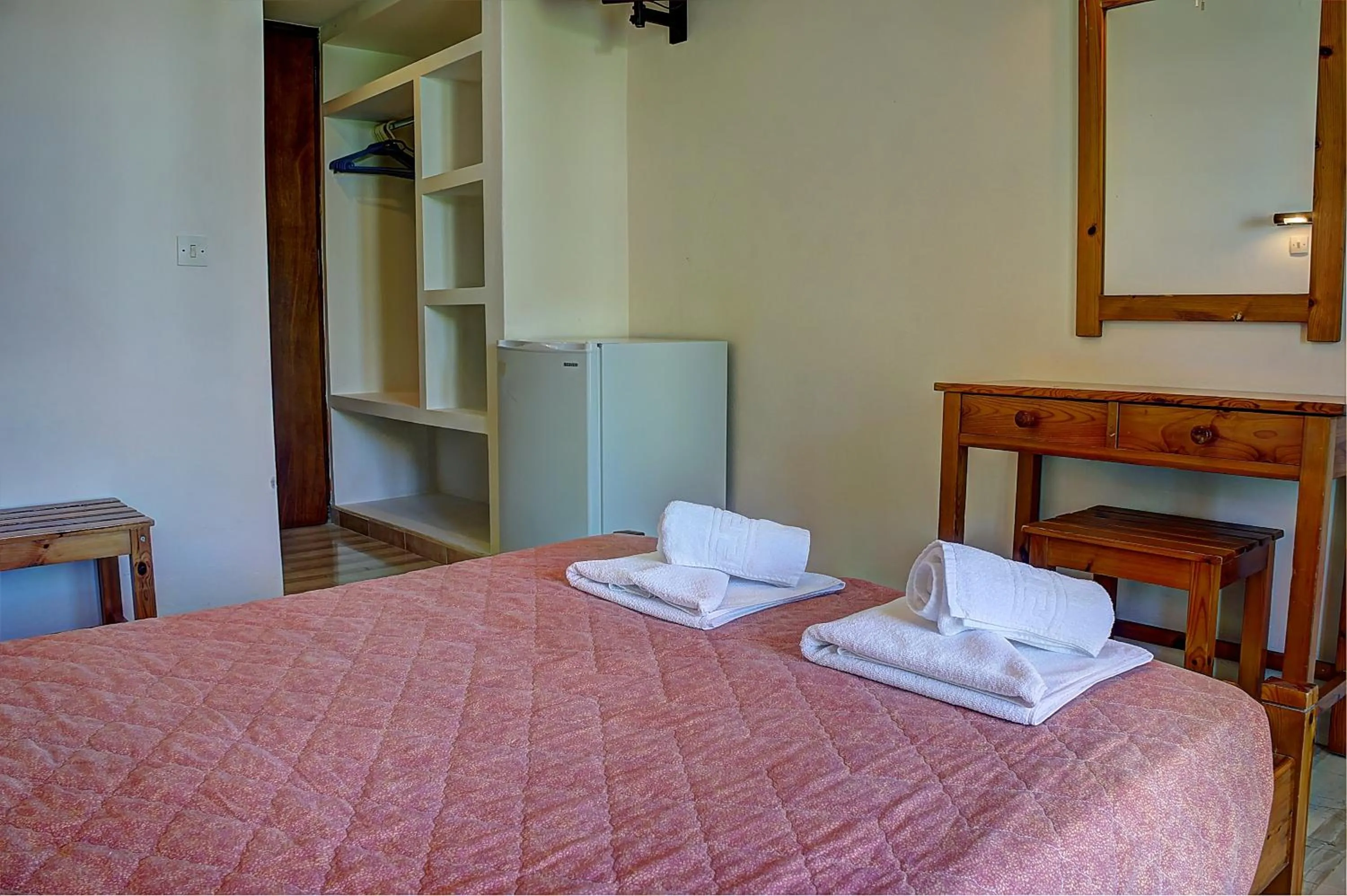 Photo of the whole room in Hotel Benitses Arches