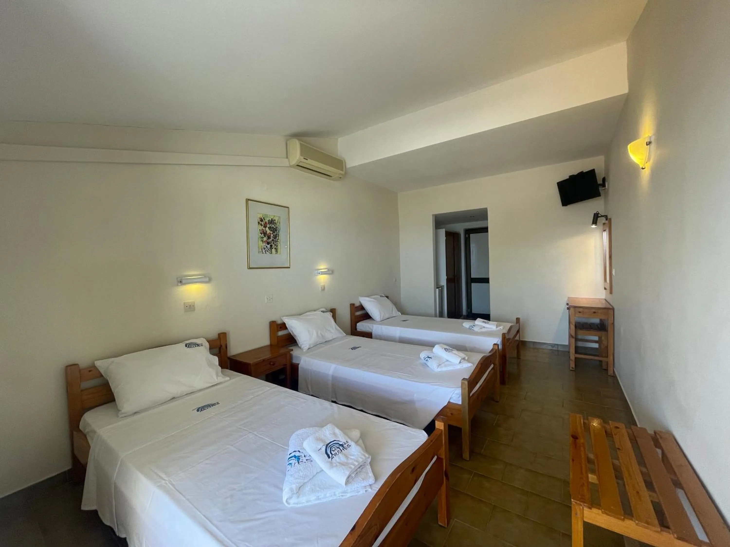 Bed in Hotel Benitses Arches