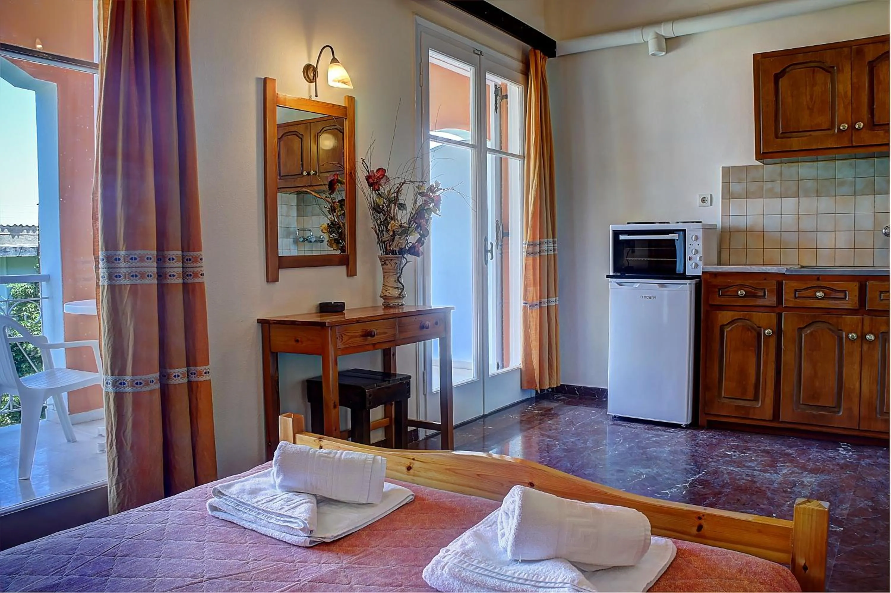 Kitchen or kitchenette in Hotel Benitses Arches