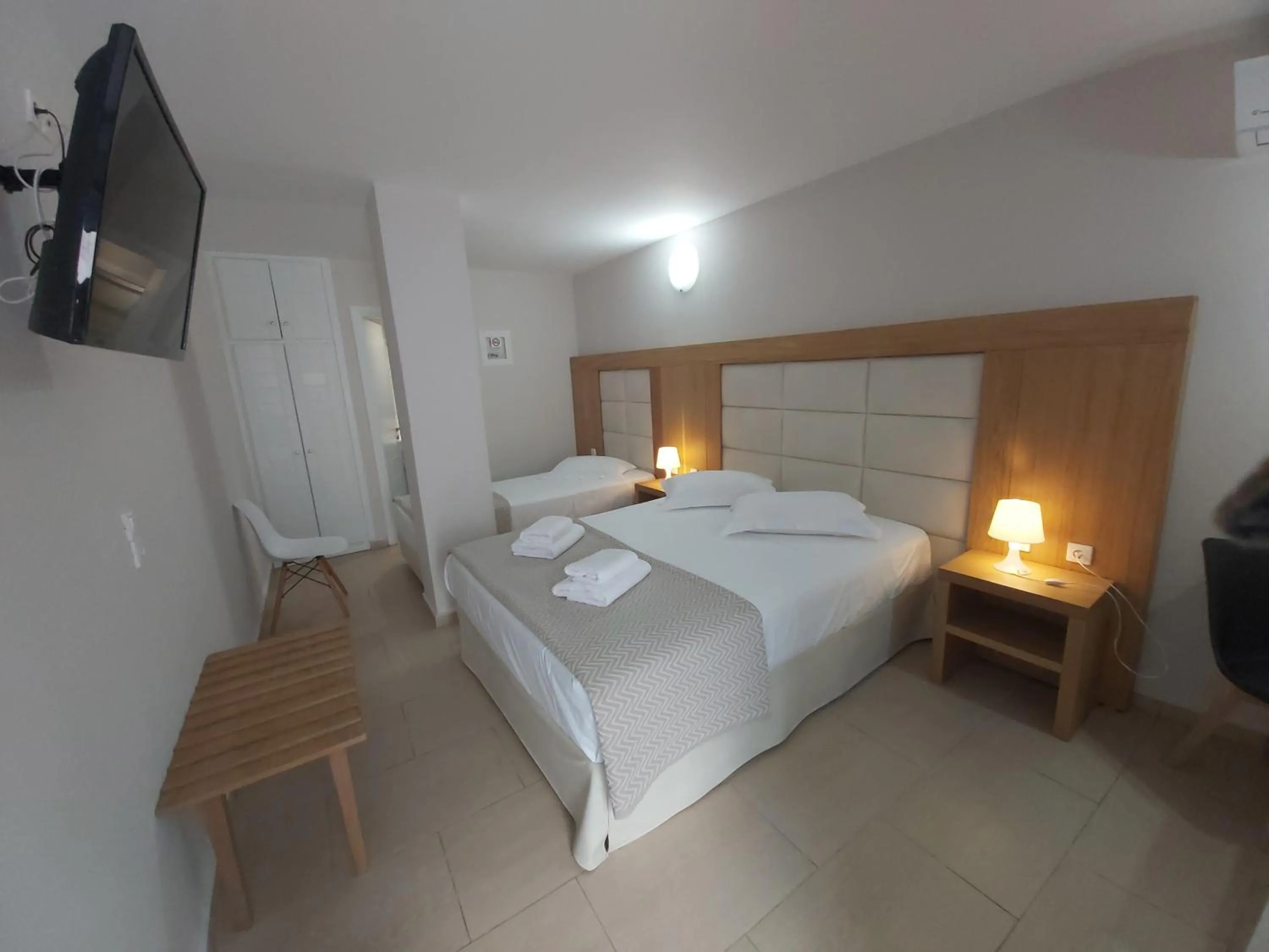 Bed in Villa Roussa City Center