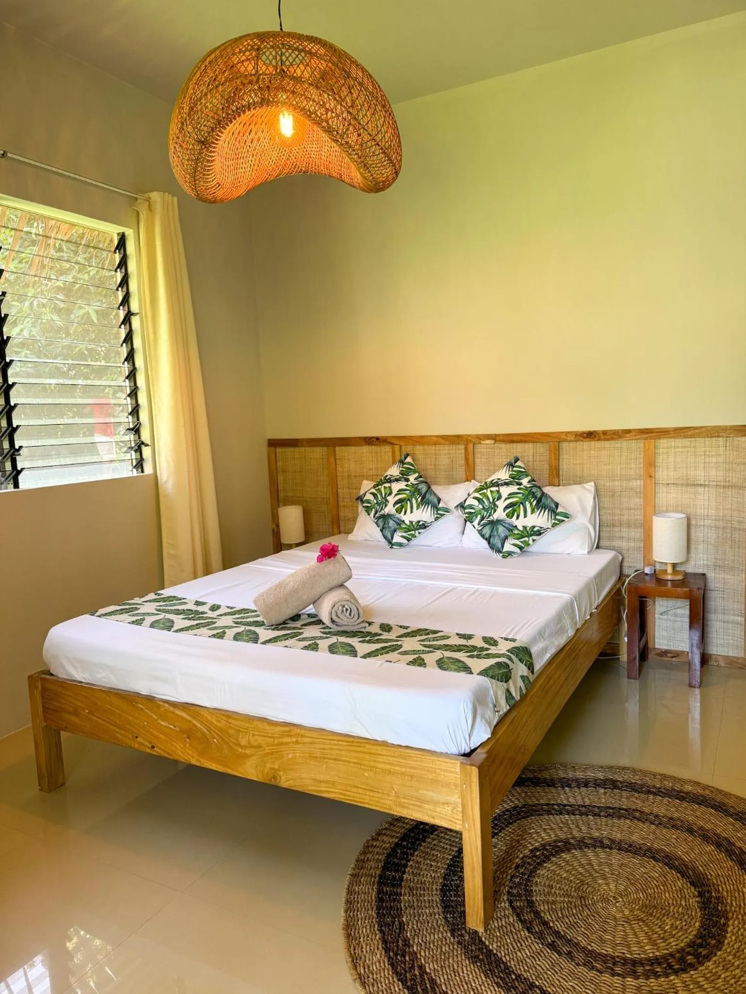 Bedroom, Bed in Happy Coconut Camiguin