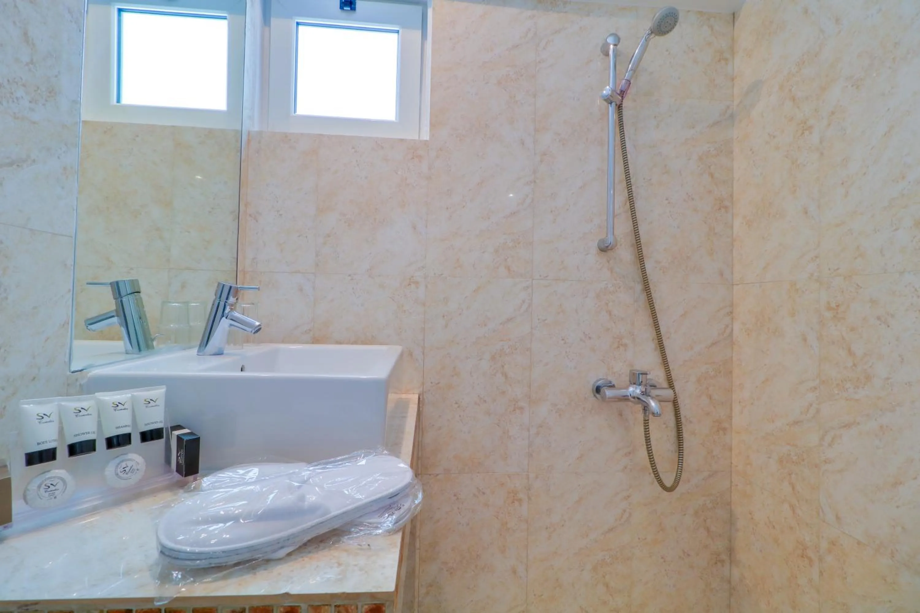 Bathroom in Palace Hotel Glyfada