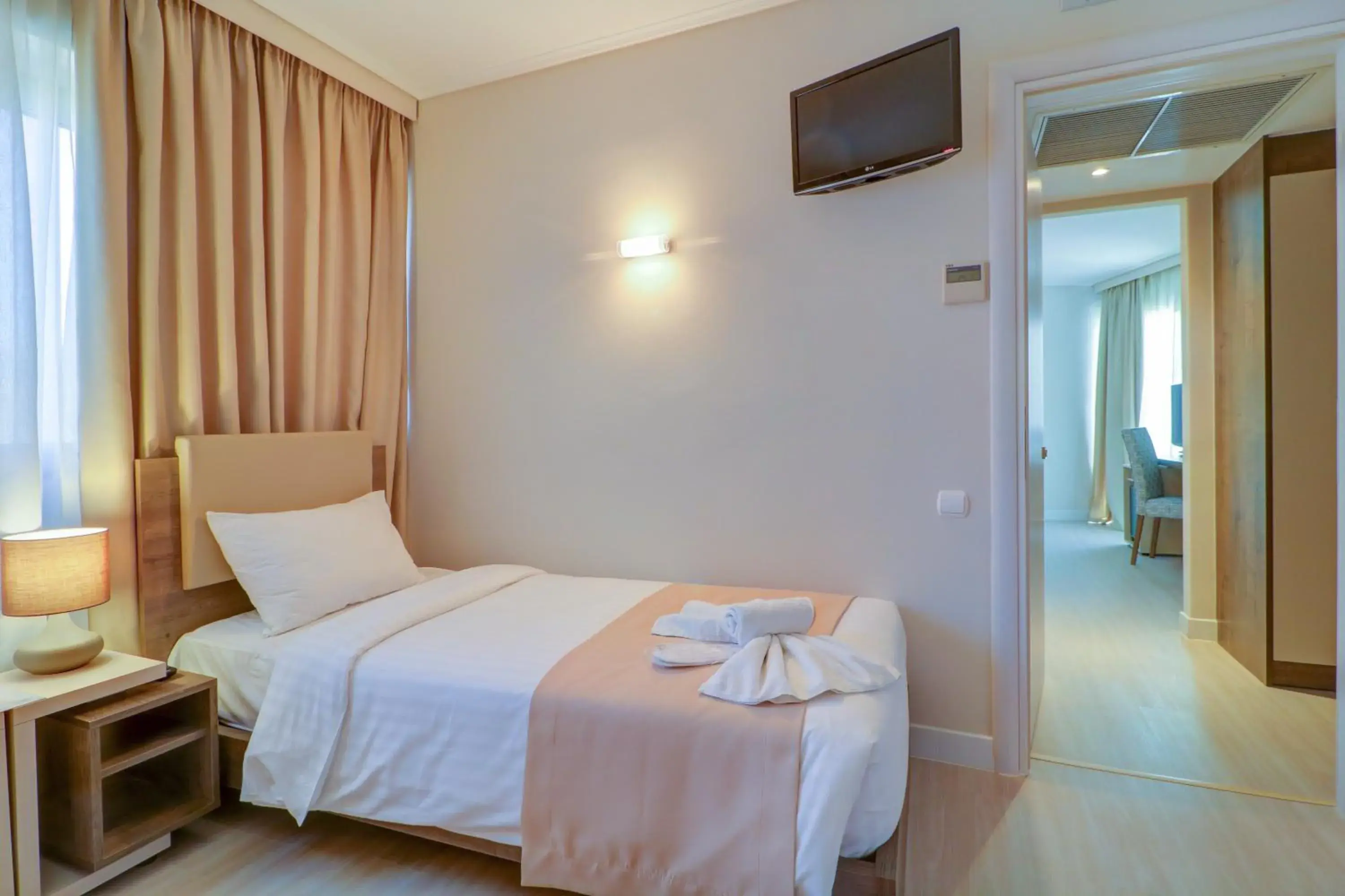 Standard Family Room with City View - single occupancy in Palace Hotel Glyfada Standard Family Room with City View - single occupancy in Palace Hotel Glyfada