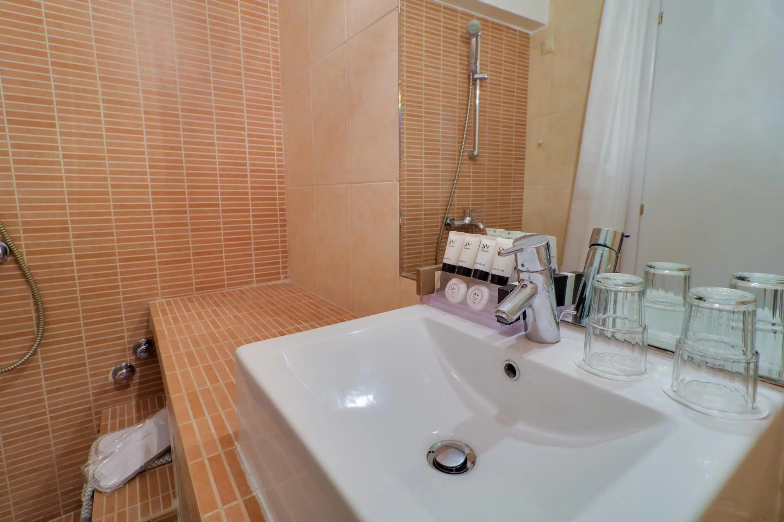 Standard Twin Room with City View - single occupancy in Palace Hotel Glyfada Standard Twin Room with City View - single occupancy in Palace Hotel Glyfada