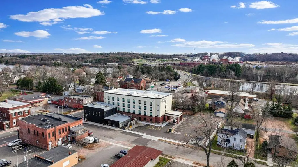 Property building in Cobblestone Hotel & Suites - Mosinee