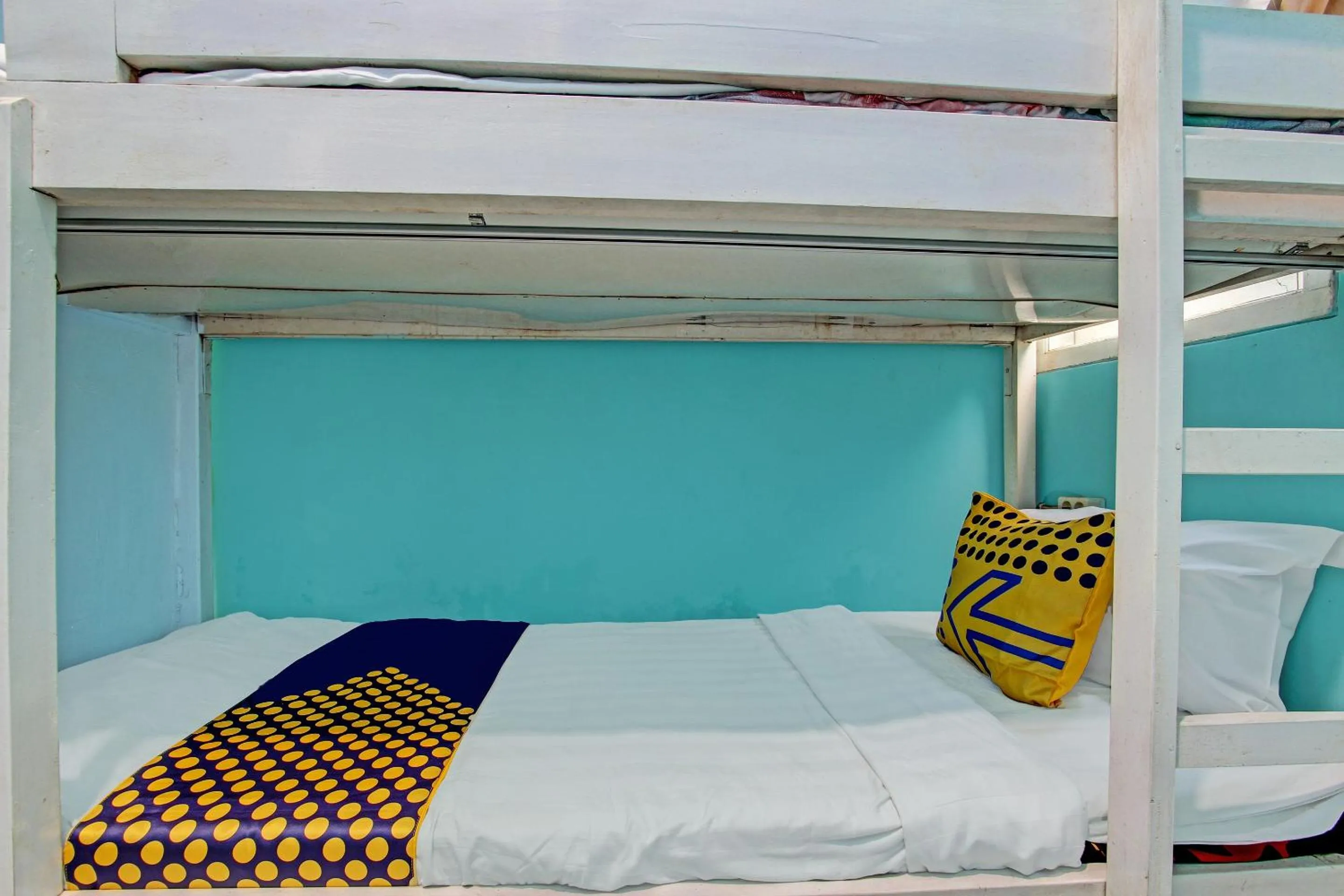Bedroom, Bed in Hotel O Lobak Hostel CapsuleNearAyam Goreng Terowongan