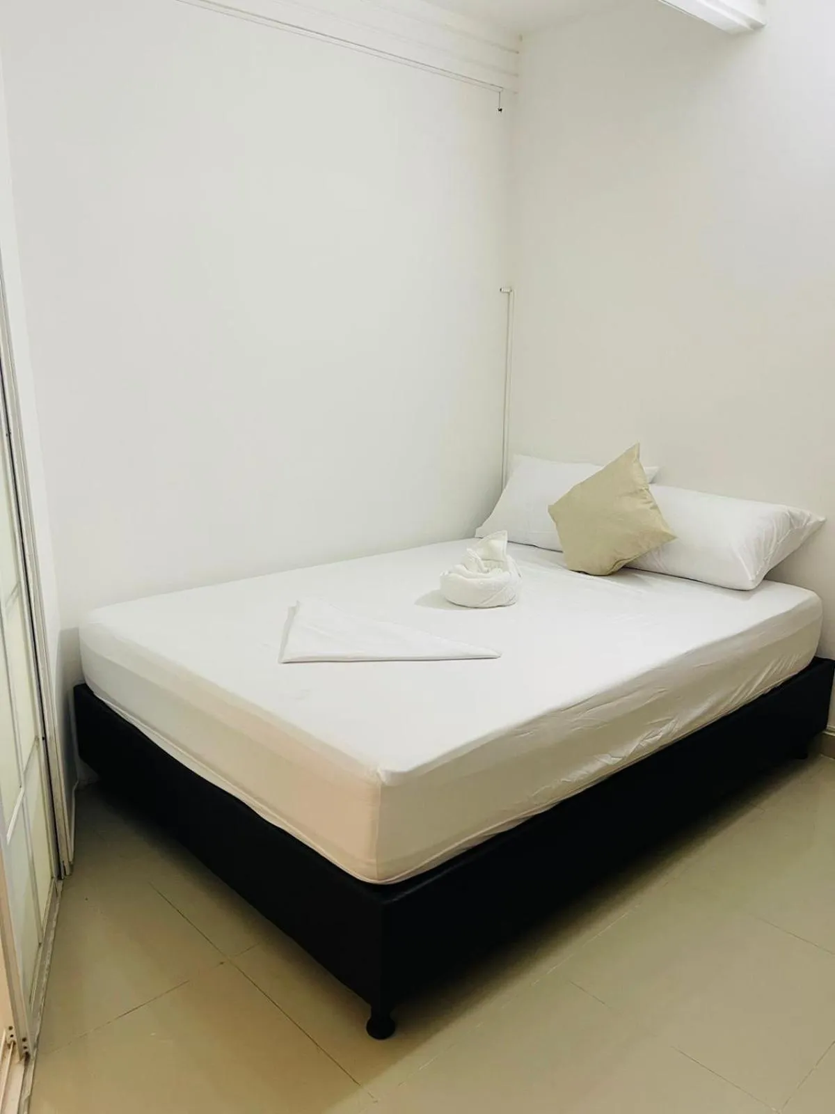 Photo of the whole room in Hotel Tamaca House