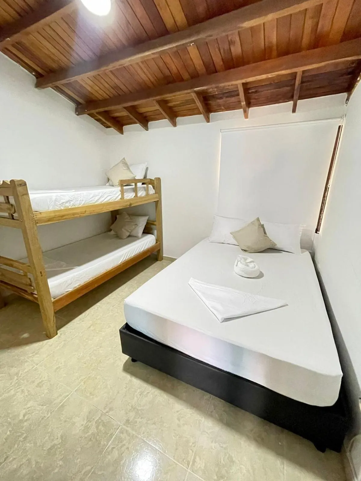 Photo of the whole room in Hotel Tamaca House