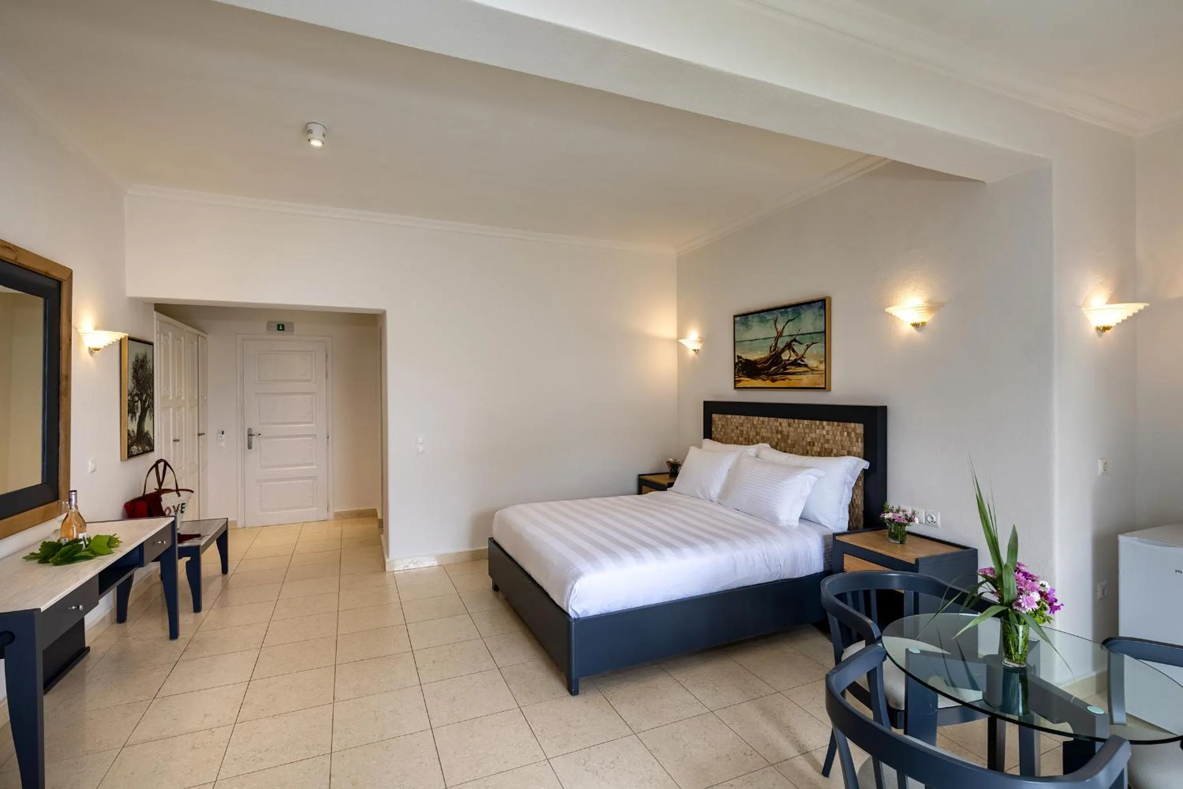 Bed in Petinos Hotel