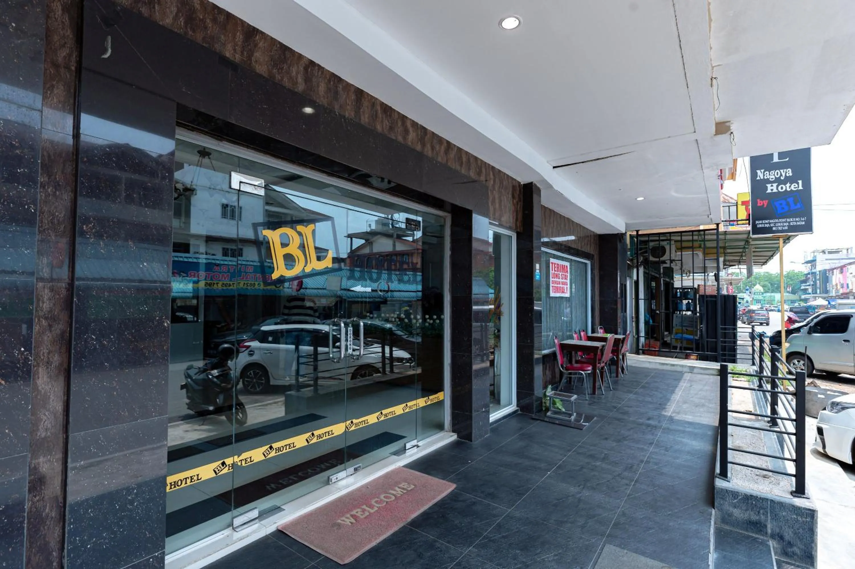 Facade/entrance in Urbanview Hotel Crystal Nagoya Batam by RedDoorz