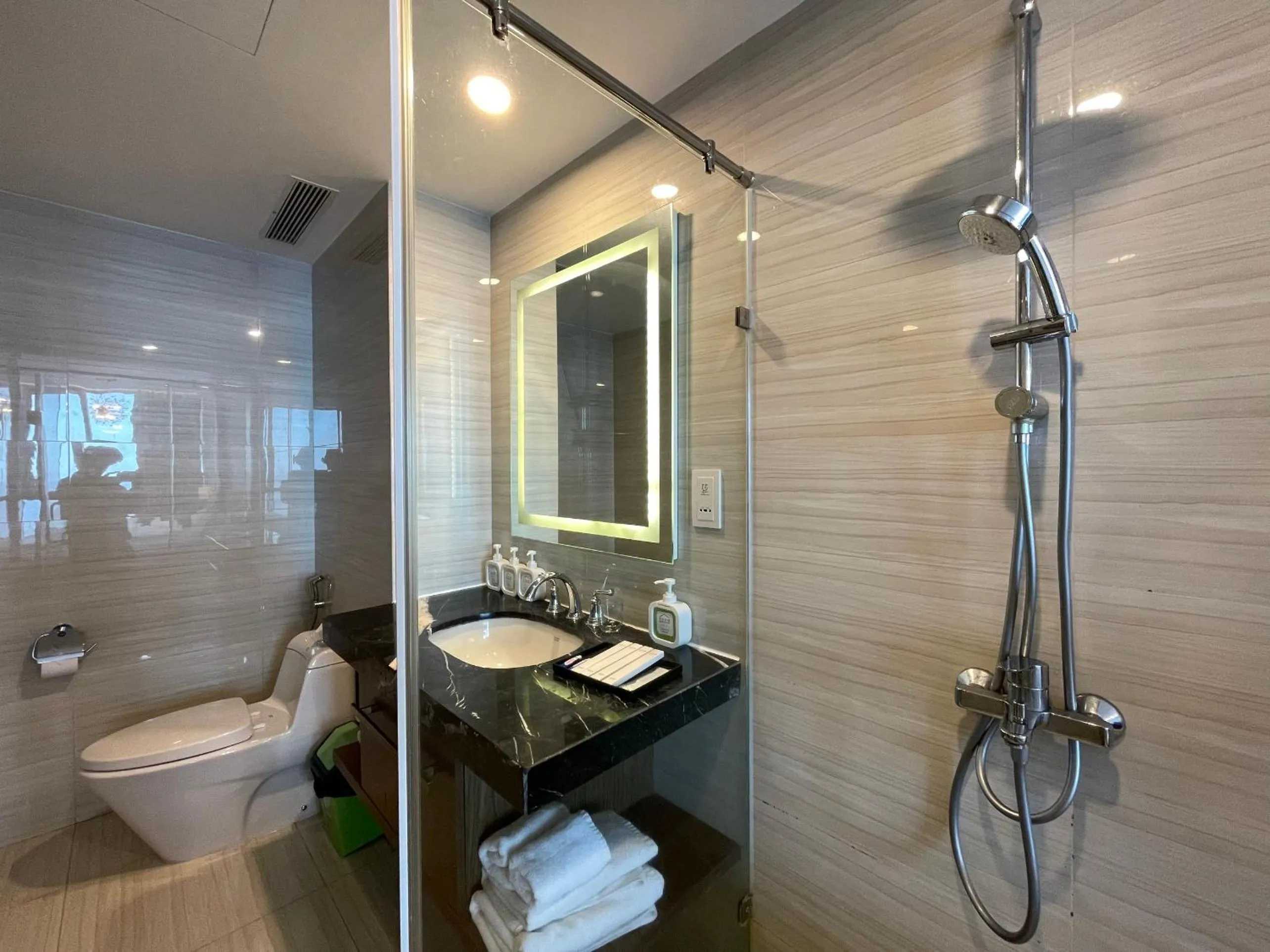 Luxury Seaview Panorama Nha Trang by Luna