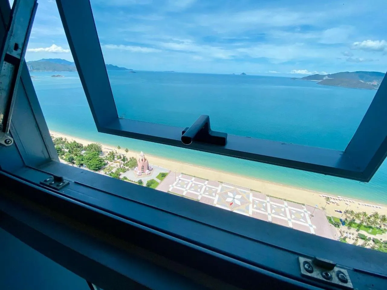 Luxury Seaview Panorama Nha Trang by Luna