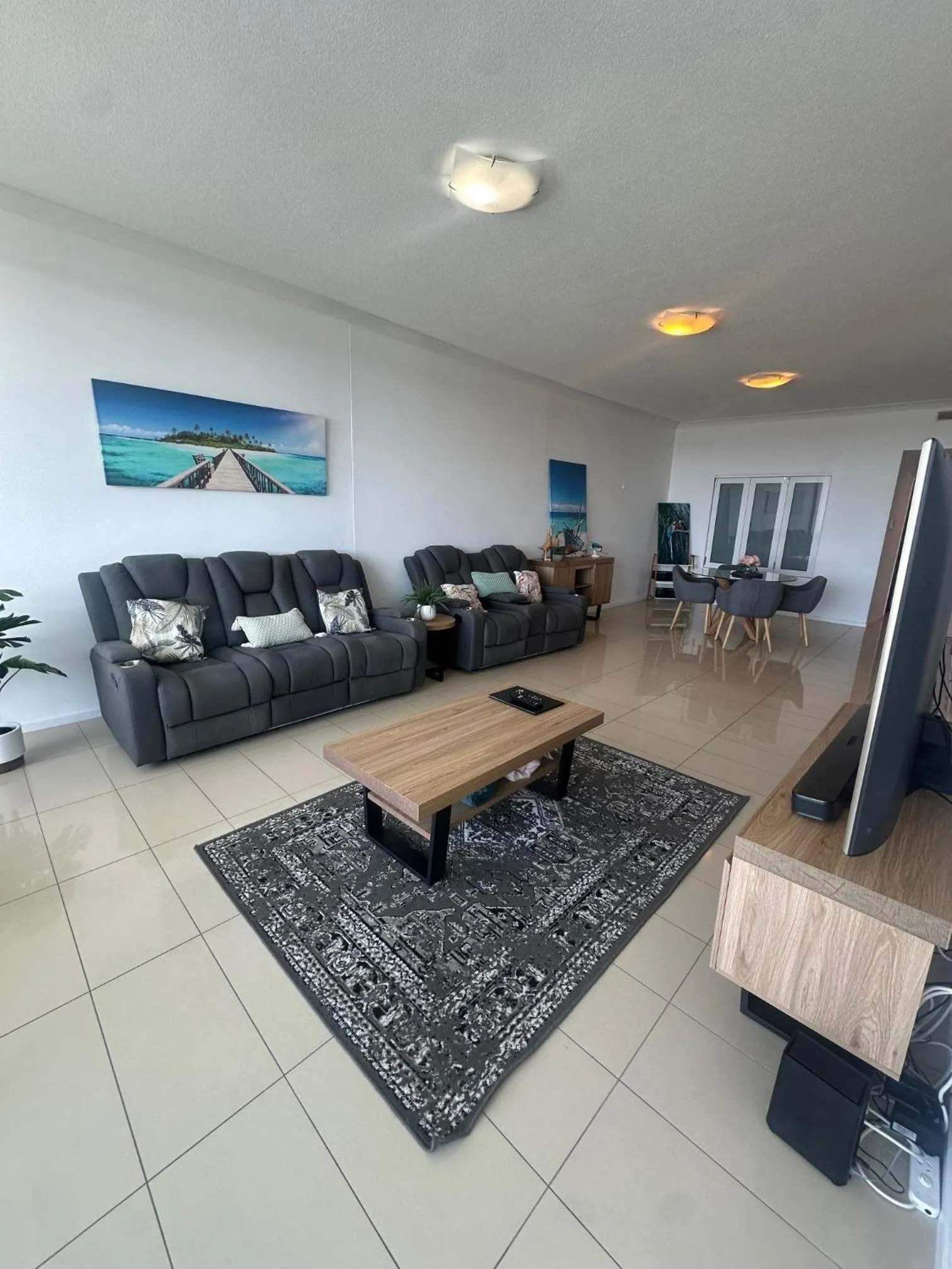 Living room in Harbour Quays Apartments