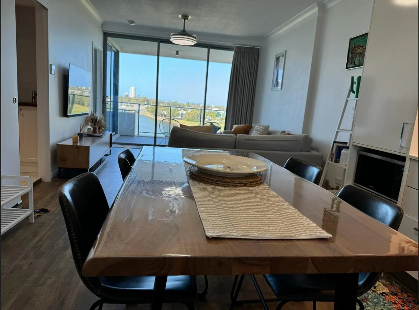 Living room in Harbour Quays Apartments