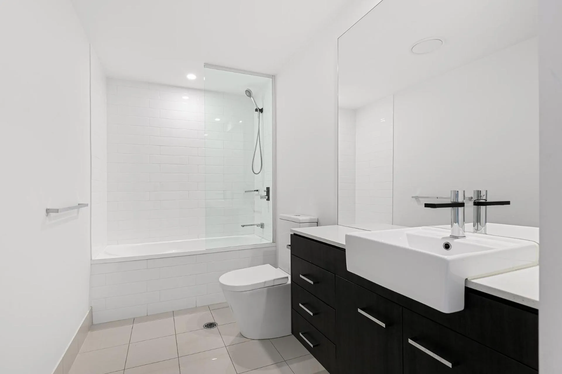 Bathroom in Harbour Quays Apartments
