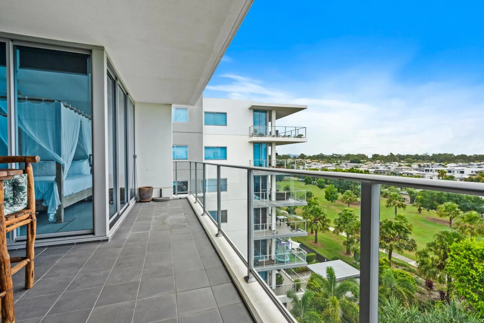 Balcony/Terrace in Harbour Quays Apartments