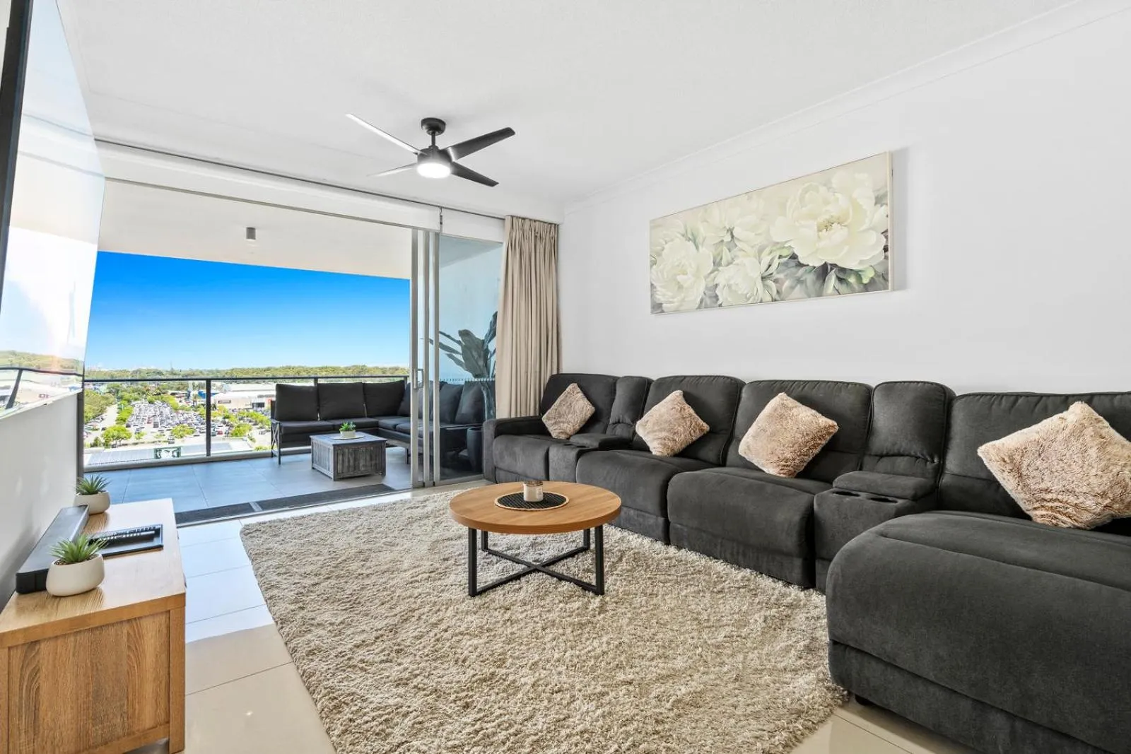 Living room in Harbour Quays Apartments
