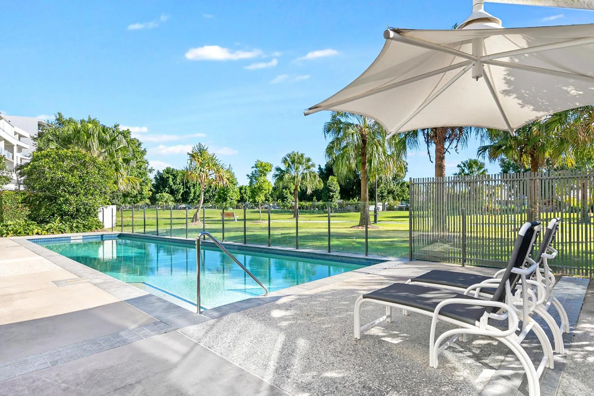 Swimming pool in Harbour Quays Apartments