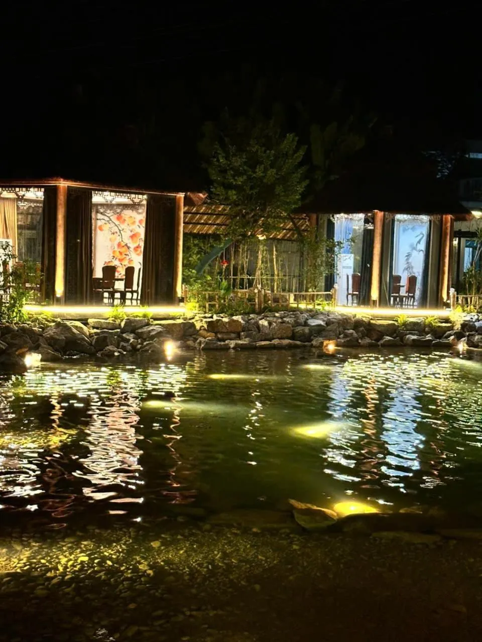 TRA LINH HOTEL & RESTAURANTs