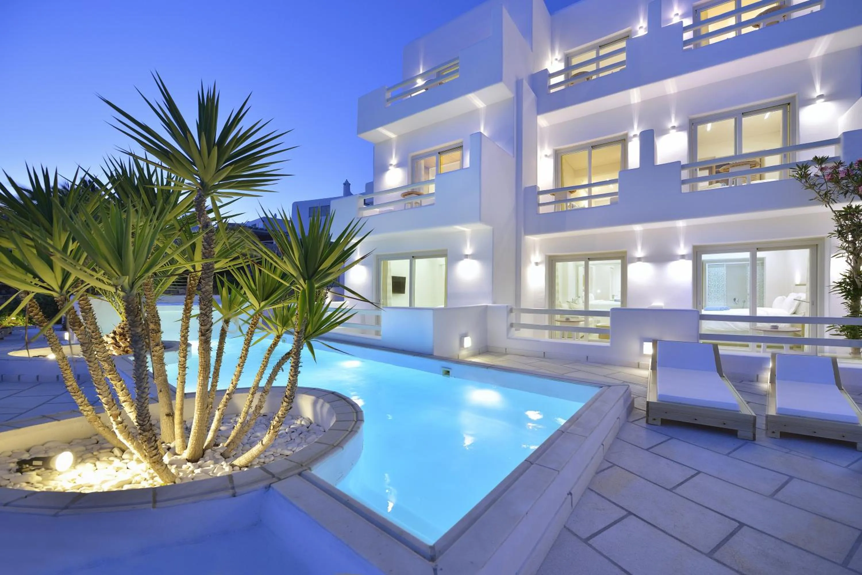 Swimming pool in Nissaki Boutique Hotel