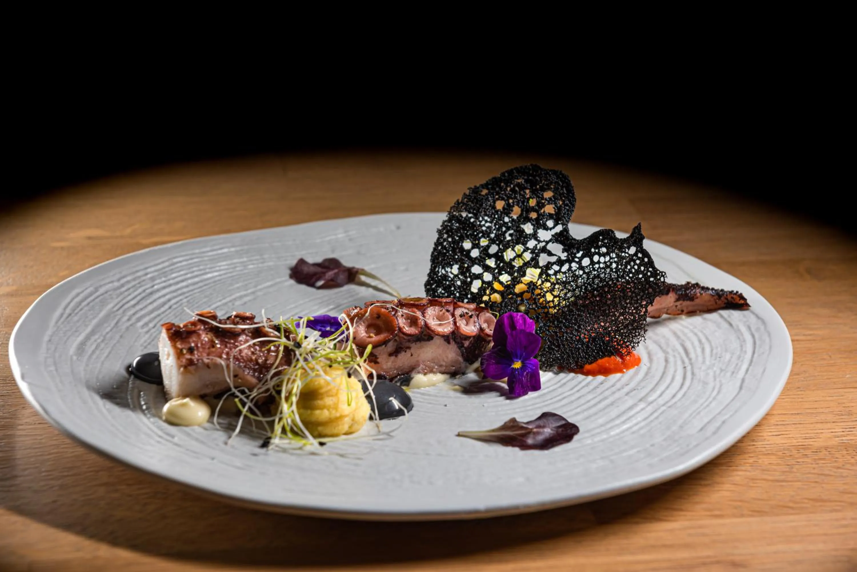 Restaurant/places to eat in Nissaki Boutique Hotel