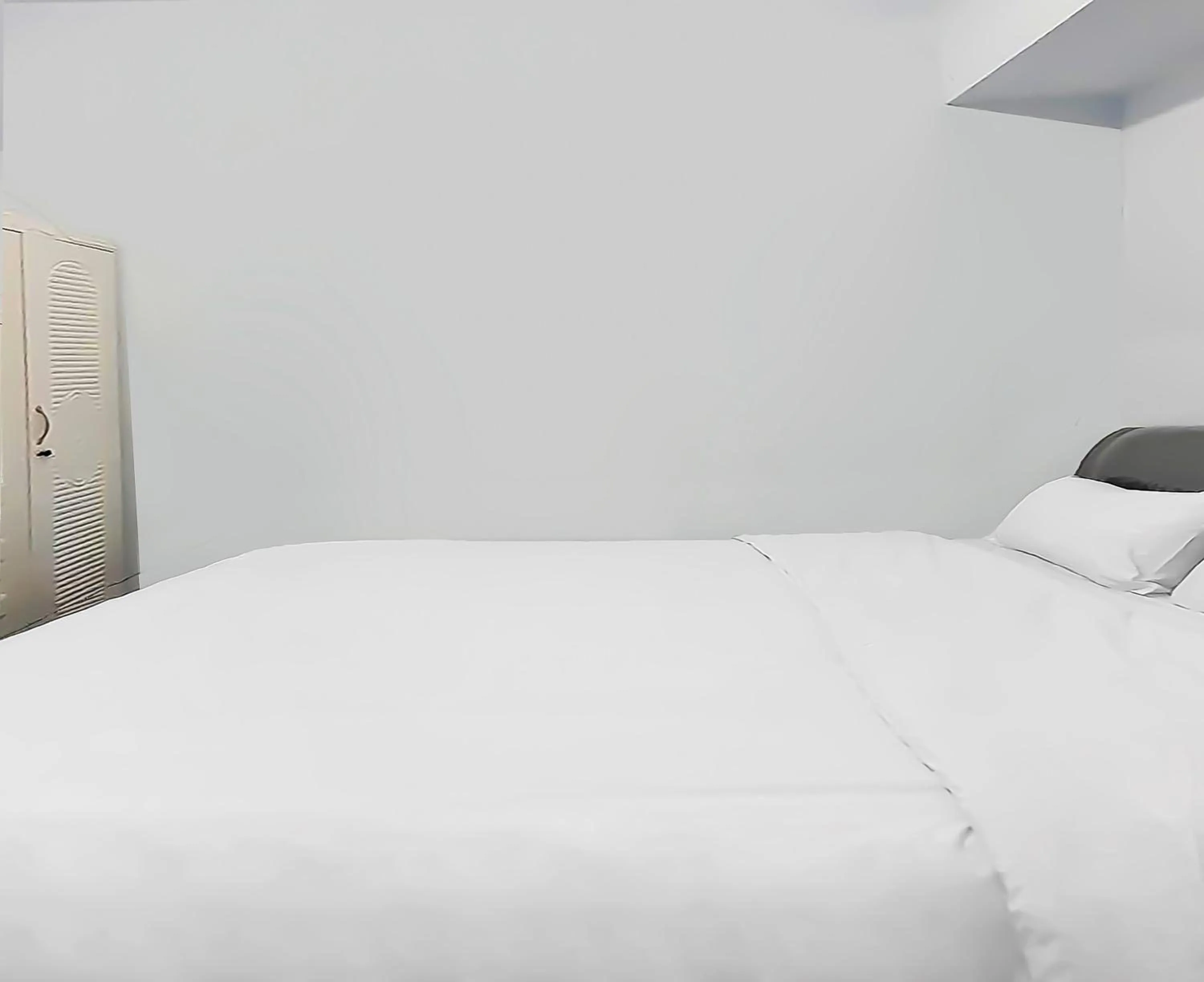 Bedroom, Bed in SPOT ON 92236 Kediri Family Homestay