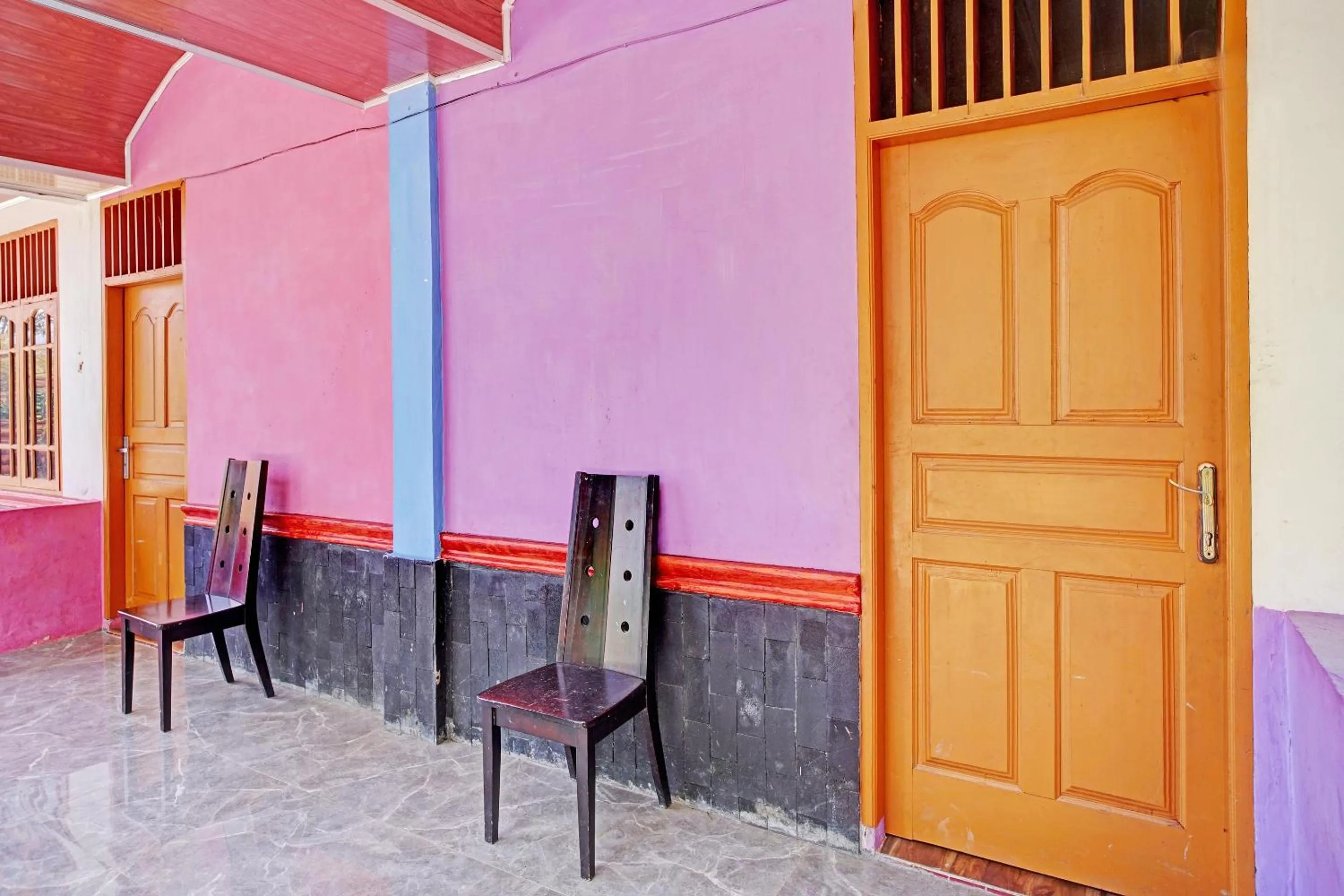 Lobby or reception in Hotel O Taman Wisata Iman Ii Near Taman Wisata Iman Sitinjo