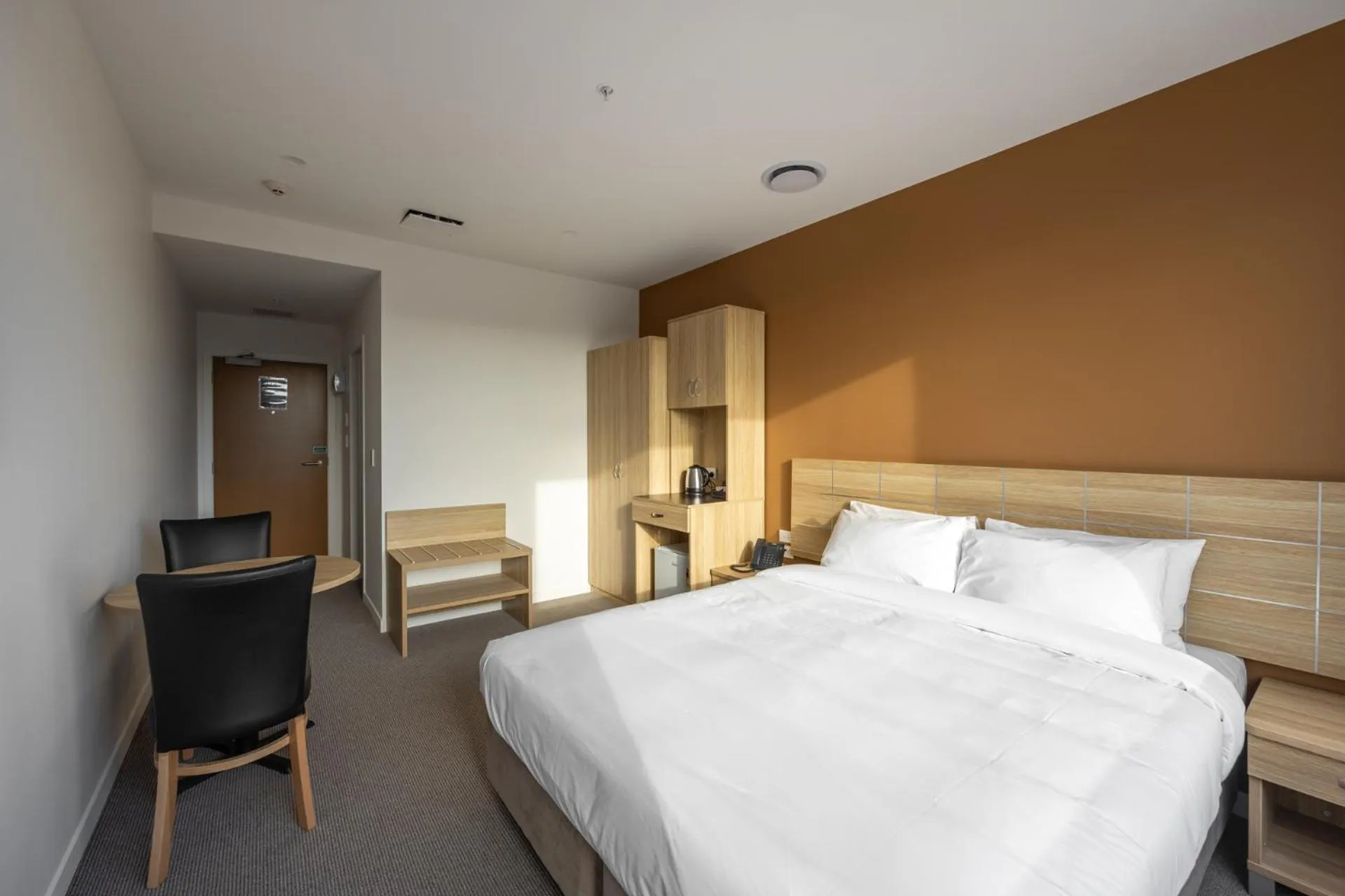Bed in Manha Hotel Auckland Airport