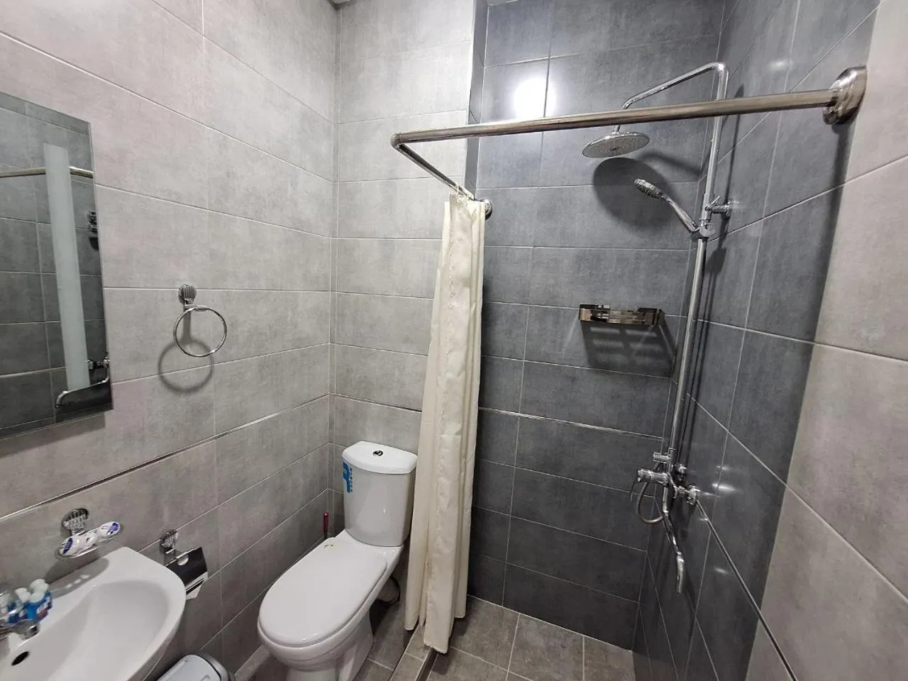 Toilet in OLD STATION HOTEL