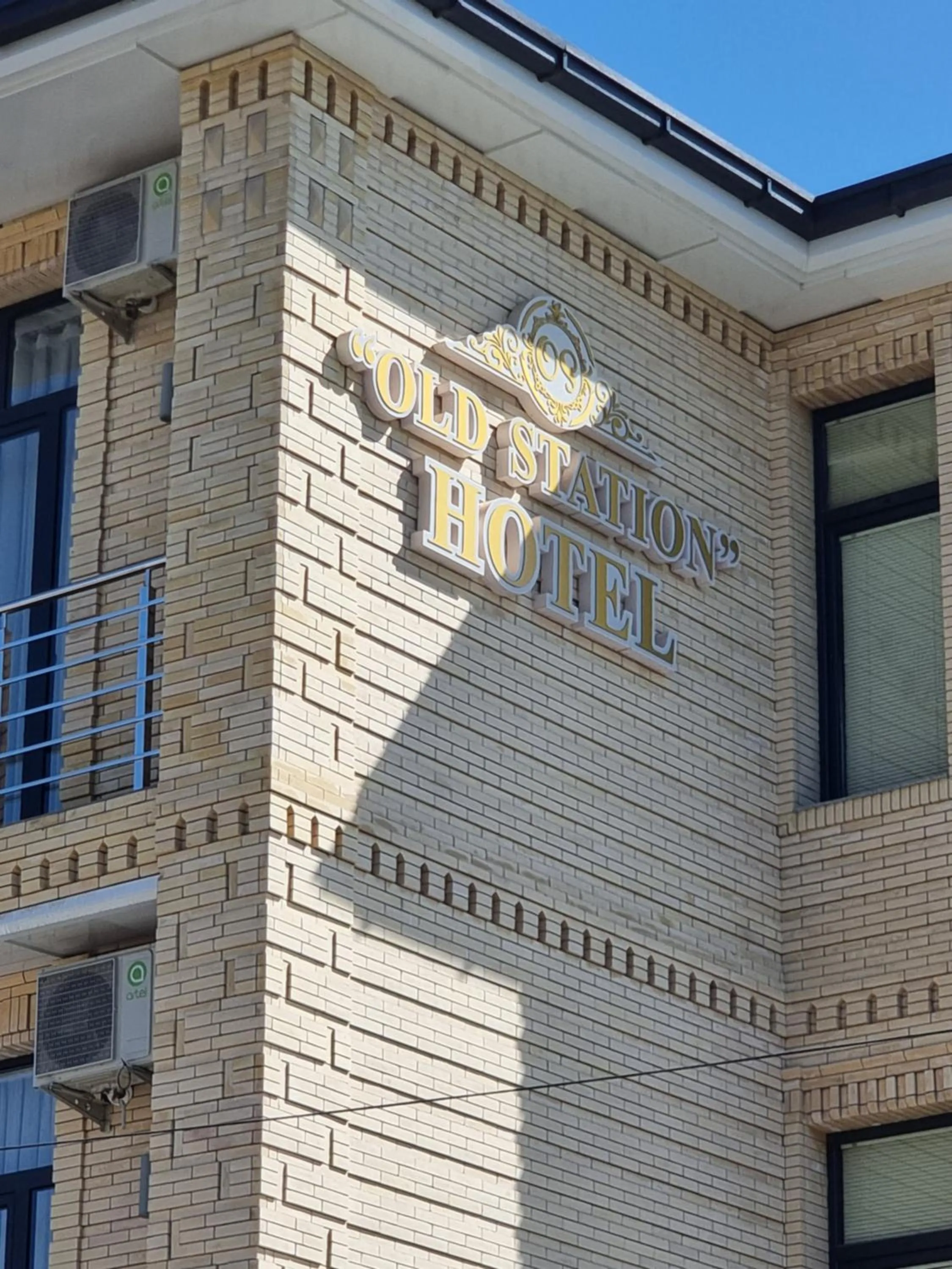 Day in OLD STATION HOTEL