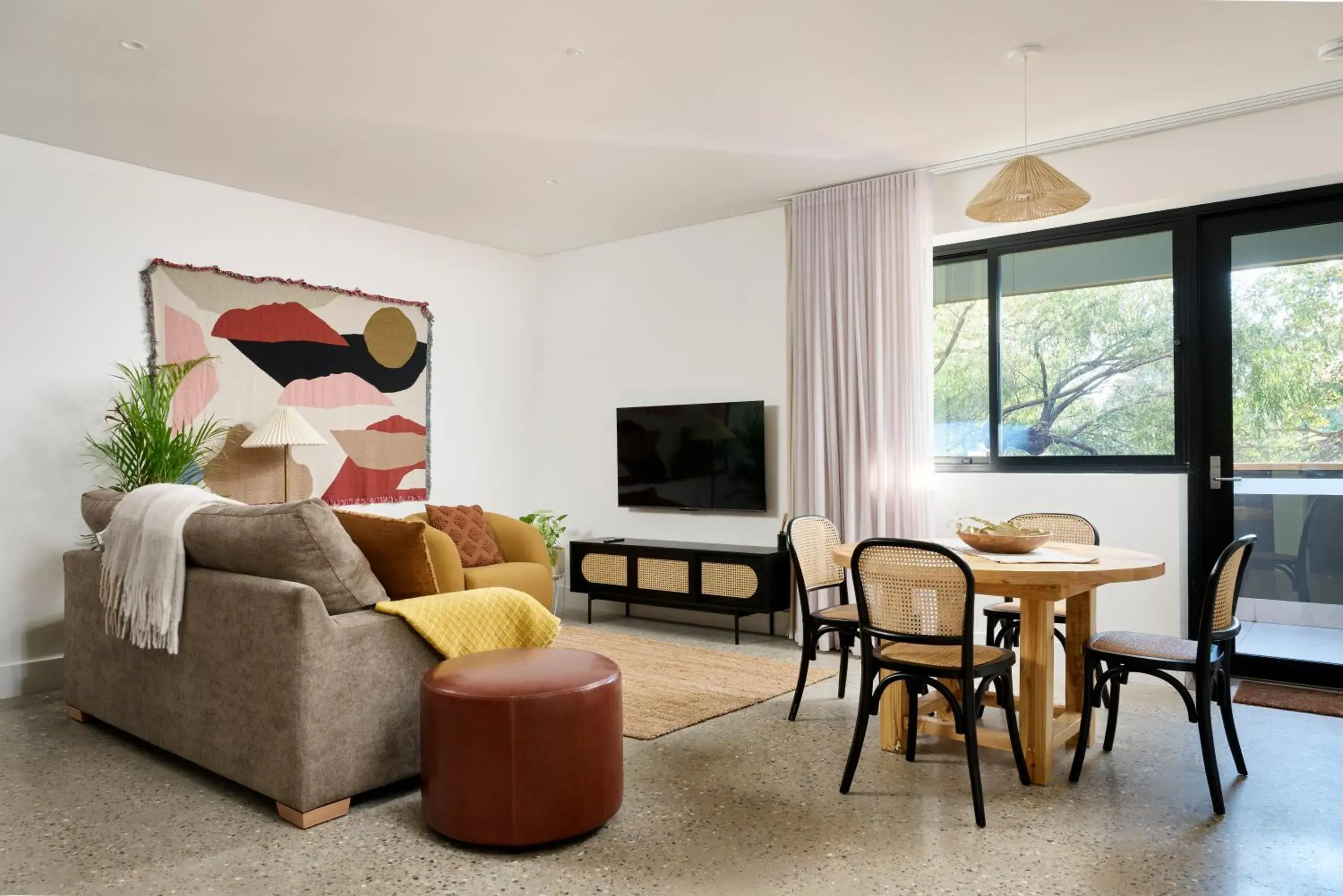 One-Bedroom Apartment in Southcamp One-Bedroom Apartment in Southcamp