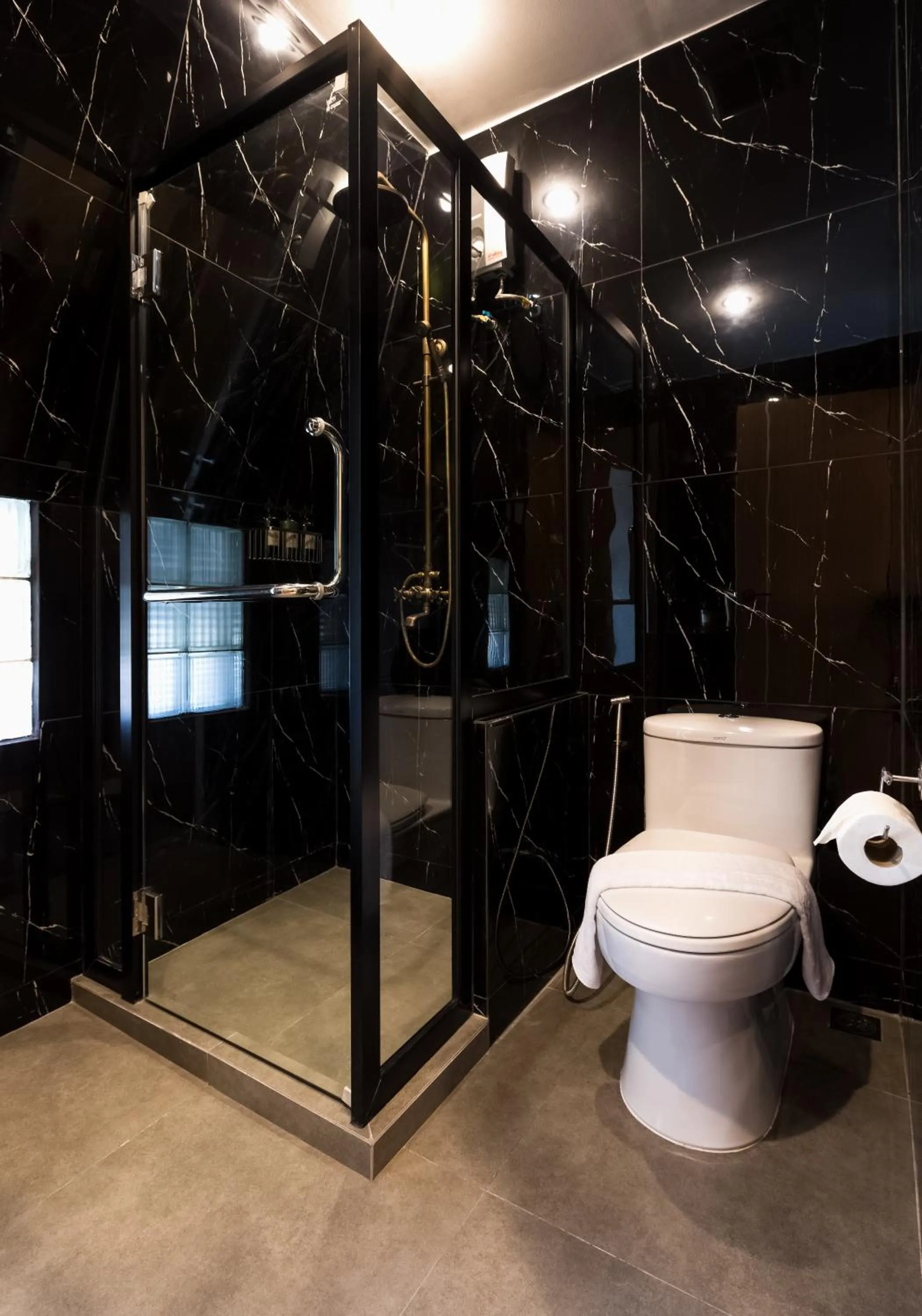 Bathroom in Heaven Boutique Hotel