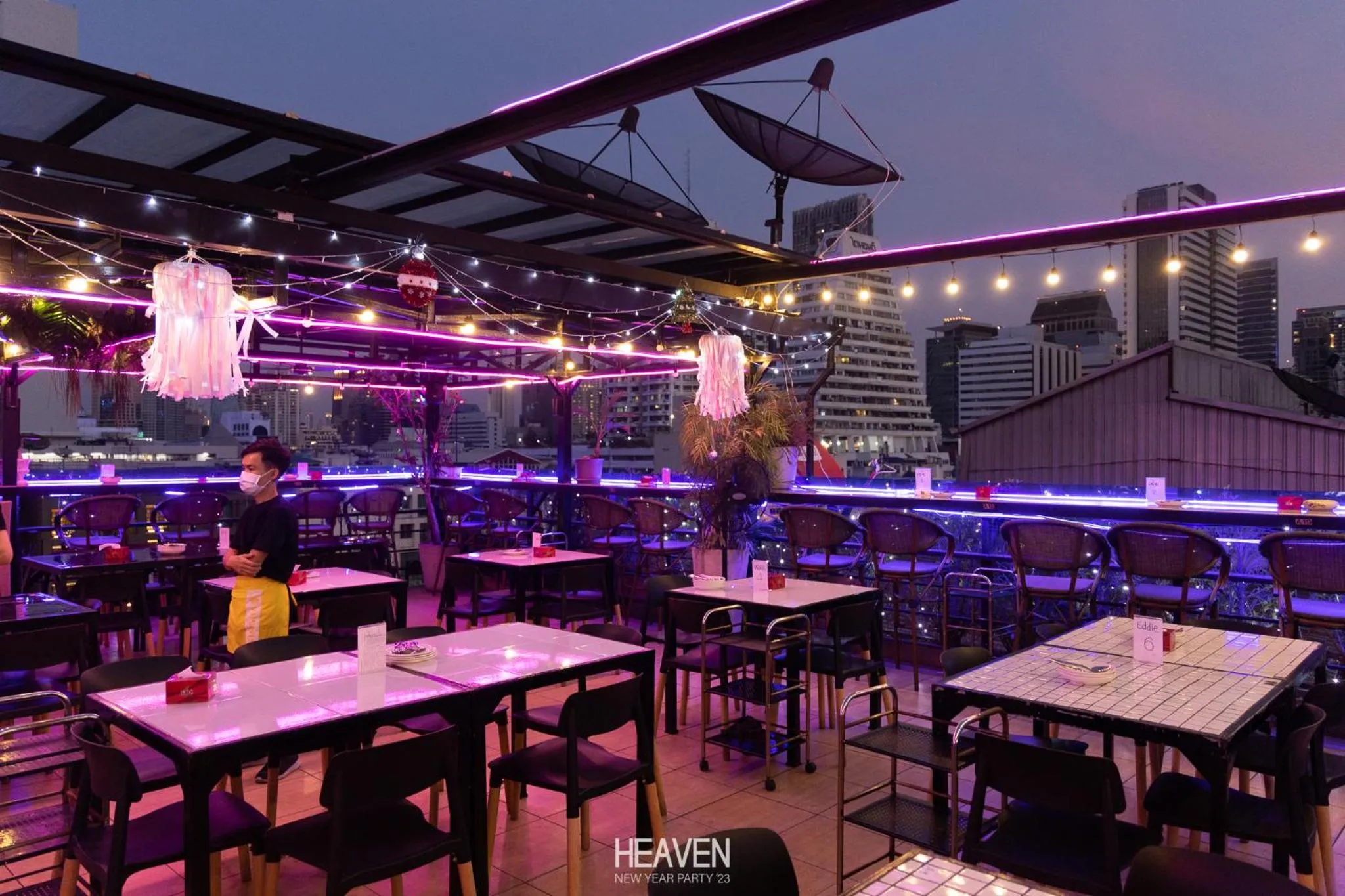 Restaurant/places to eat in Heaven Boutique Hotel