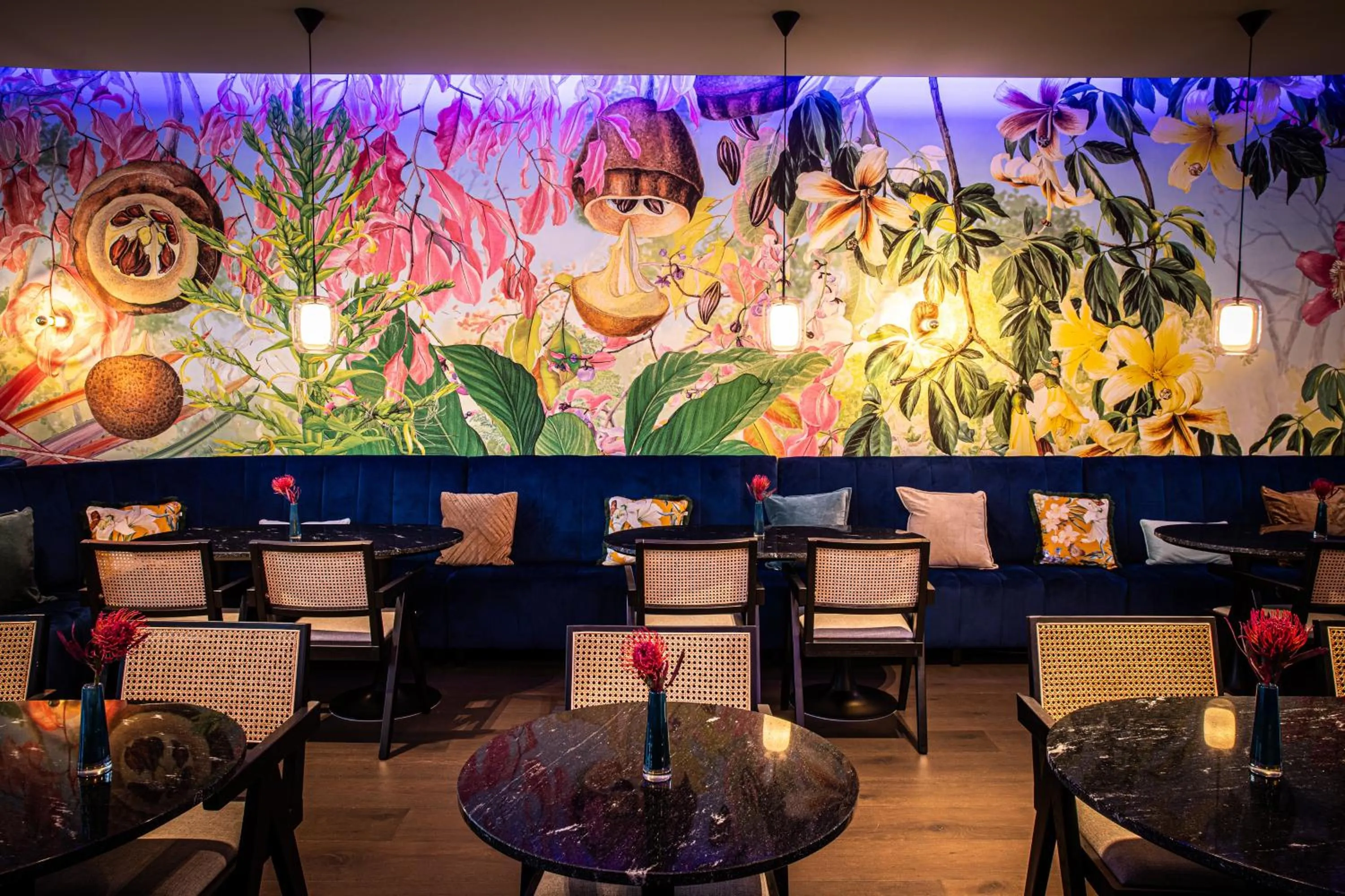 Restaurant/places to eat in NYX Hotel Hamburg by Leonardo Hotels