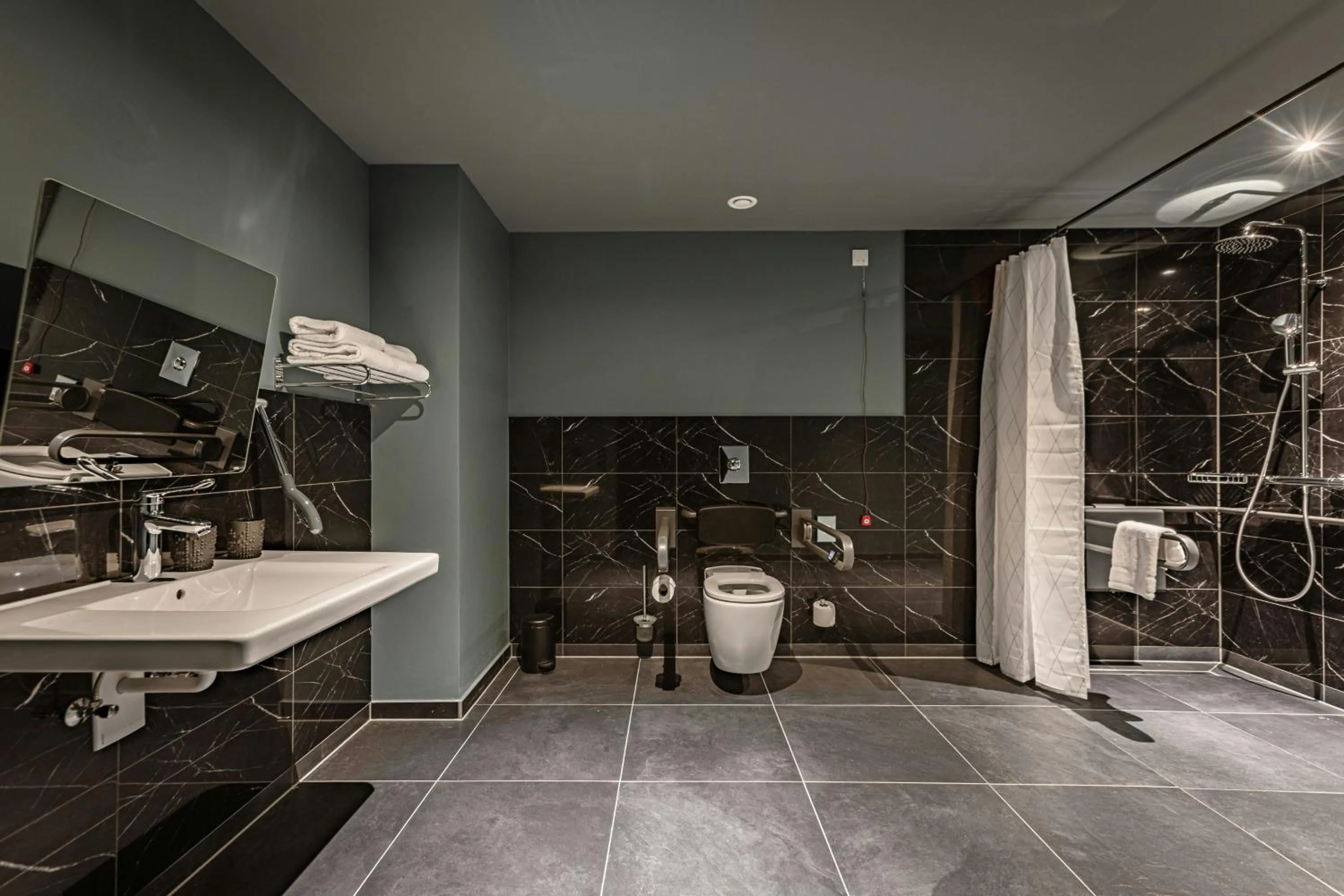 Bathroom in NYX Hotel Hamburg by Leonardo Hotels