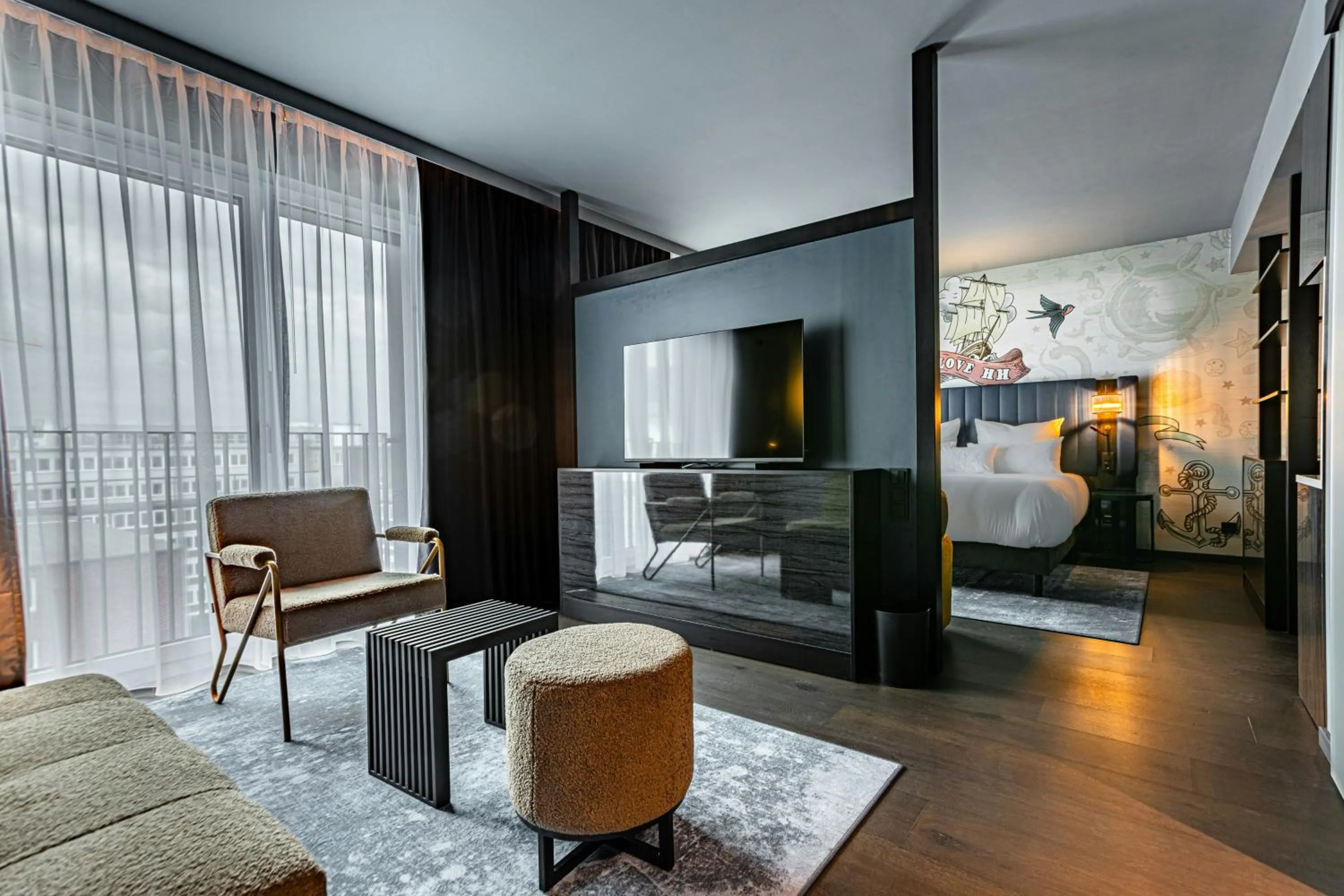 Bedroom, Bed in NYX Hotel Hamburg by Leonardo Hotels