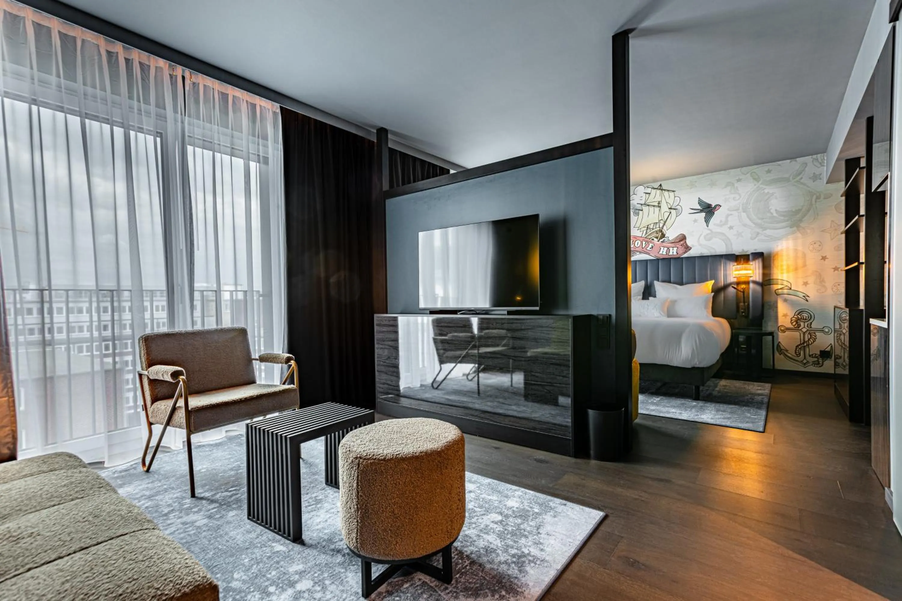 Bedroom, Bed in NYX Hotel Hamburg by Leonardo Hotels