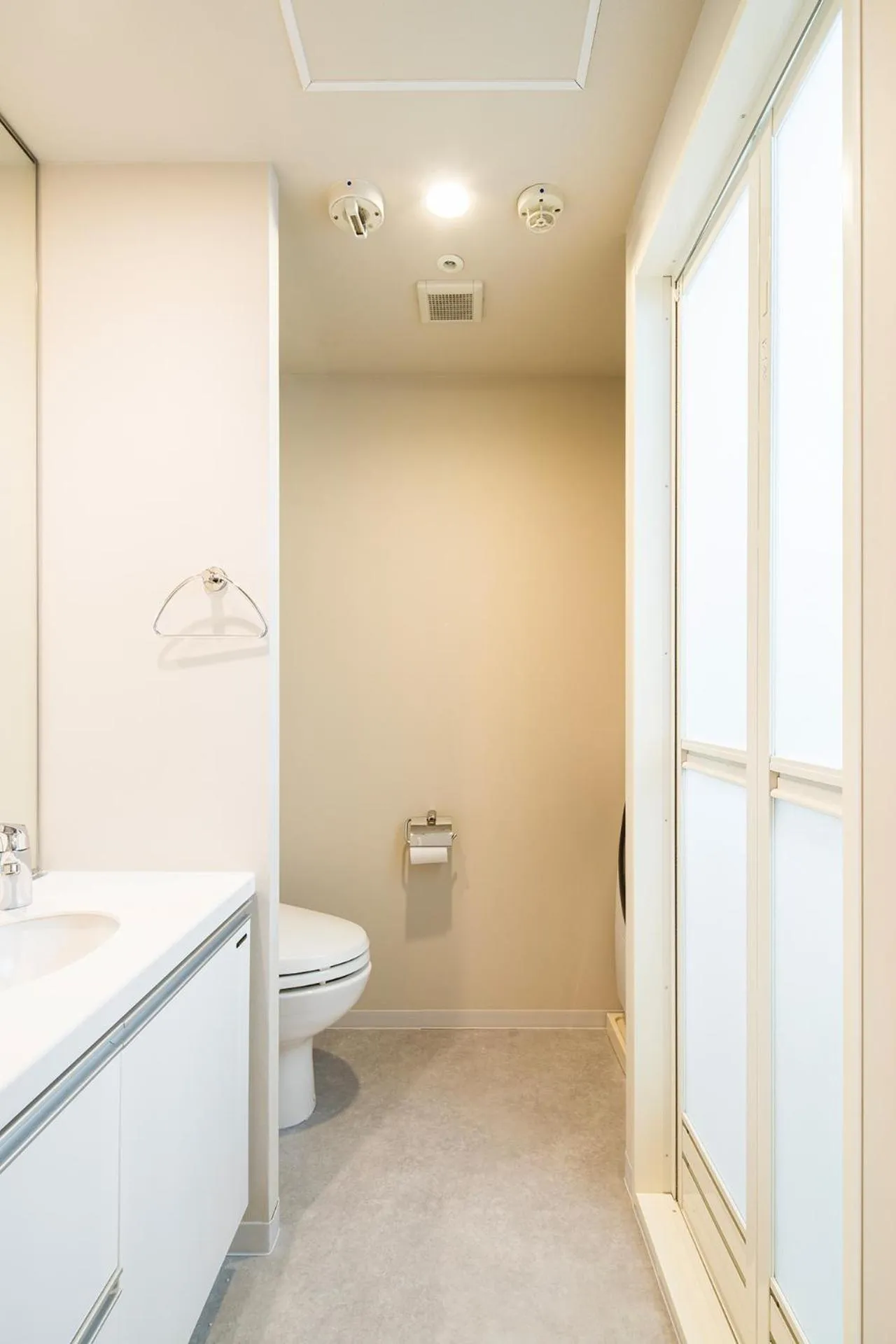 Shower in Section L Residence Ginza